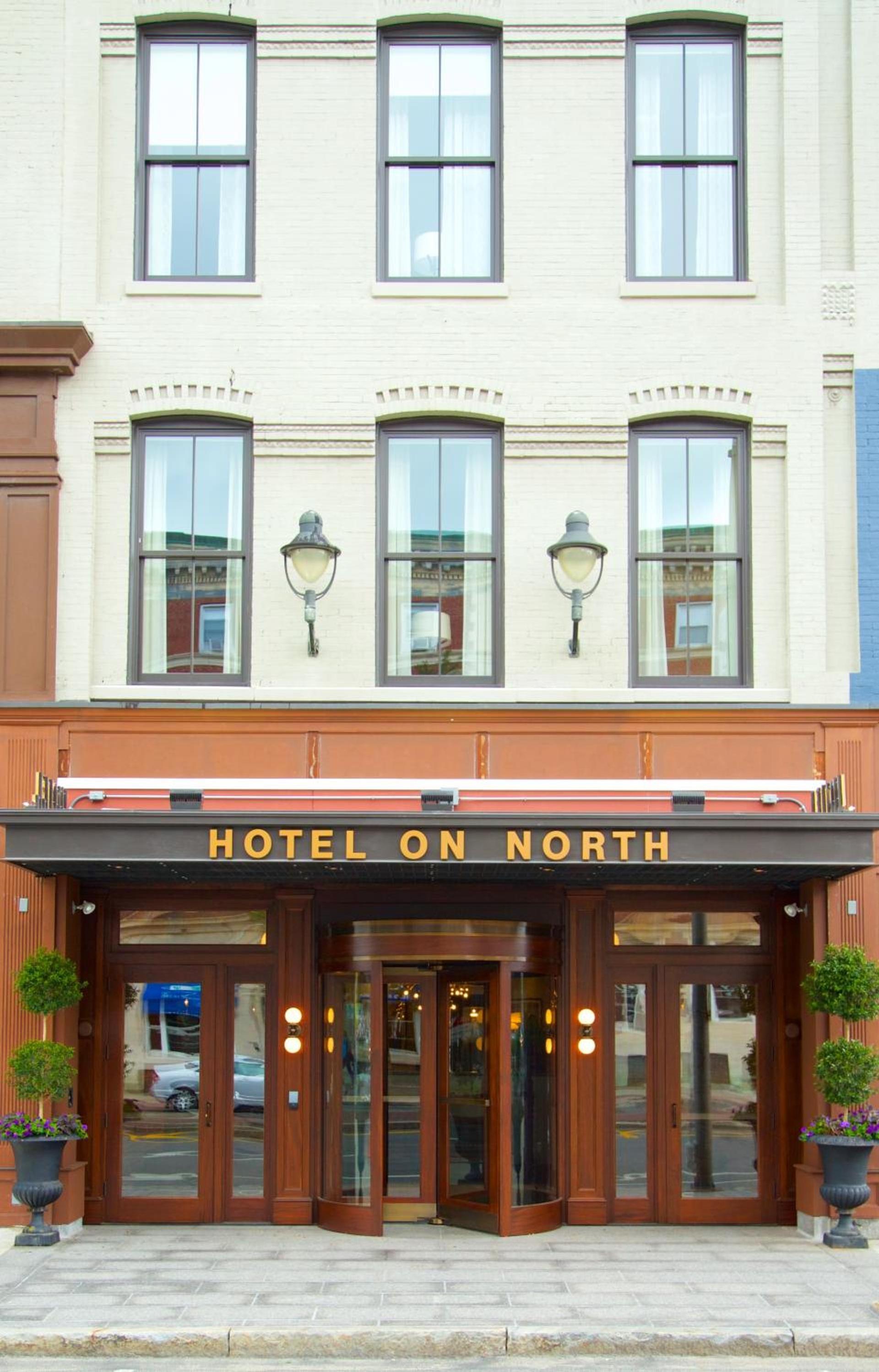 Hotel on North photo 1