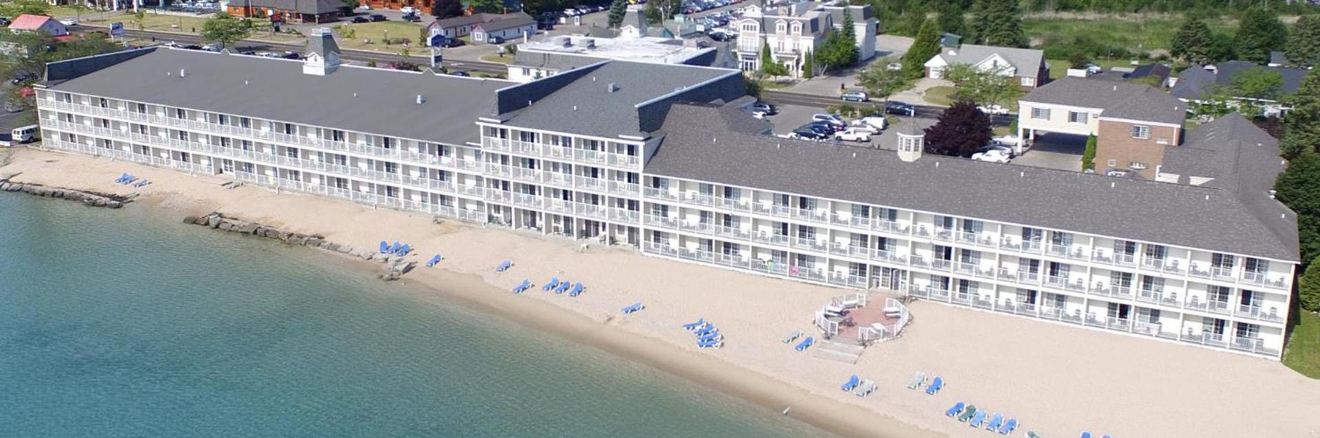 Hamilton Inn Select Beachfront Mackinaw City — hotel in Mackinaw City