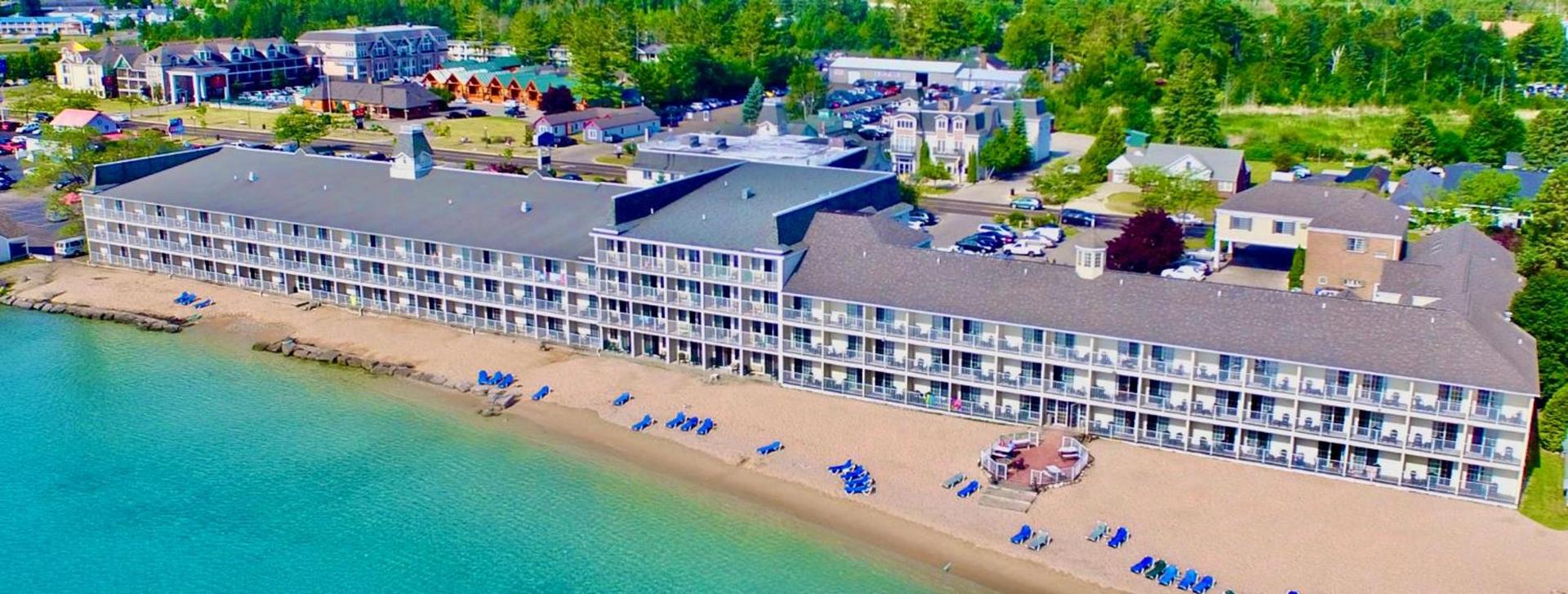 Hamilton Inn Select Beachfront Mackinaw City photo 30
