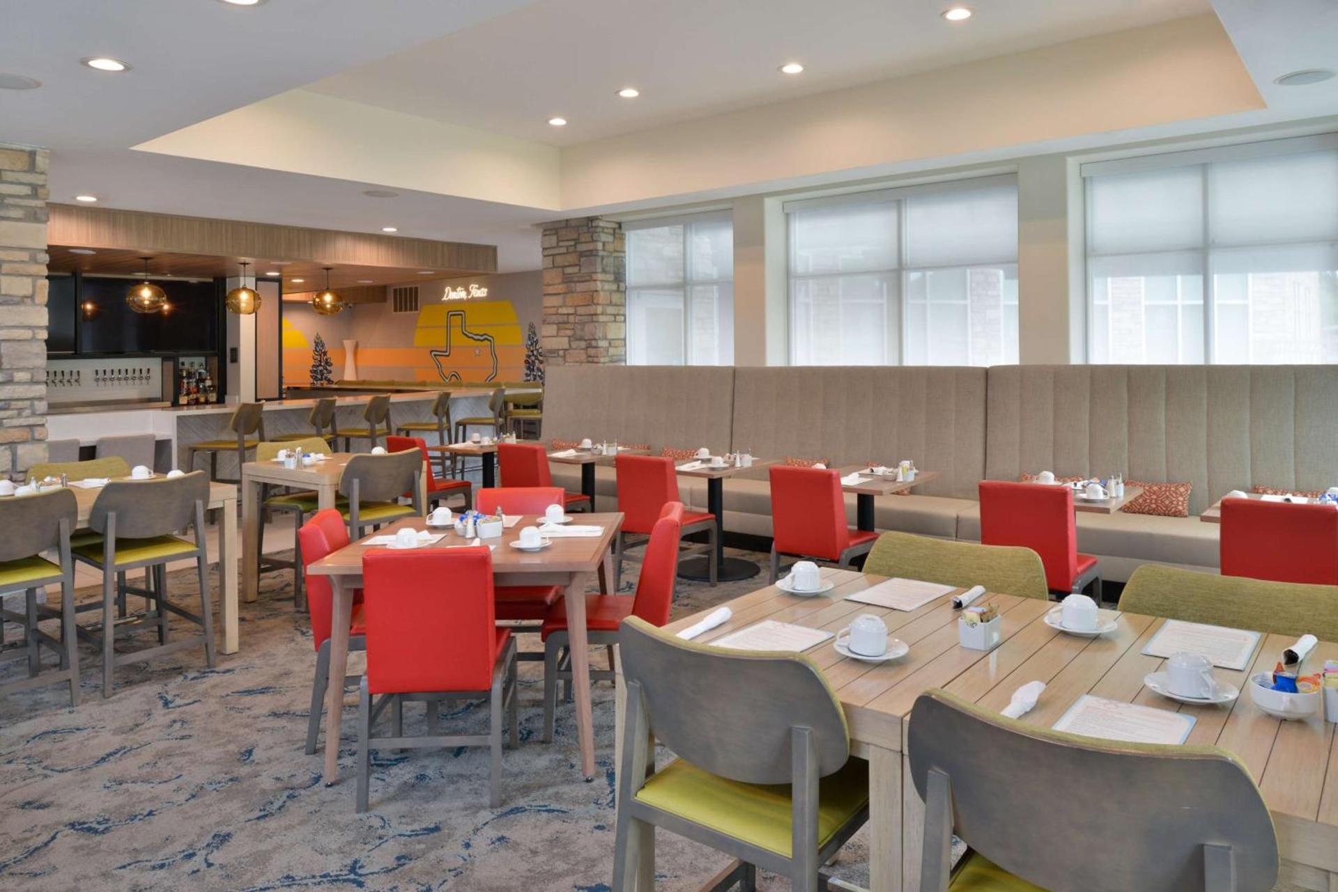 Hilton Garden Inn Denton photo 19