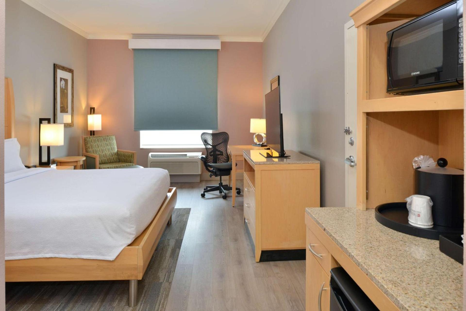 Hilton Garden Inn Denton photo 29