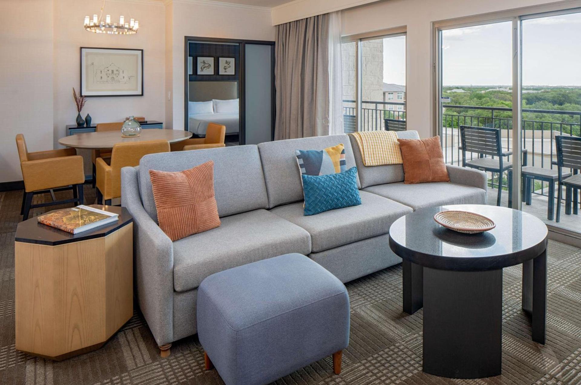 Hilton San Antonio Hill Country photo 74