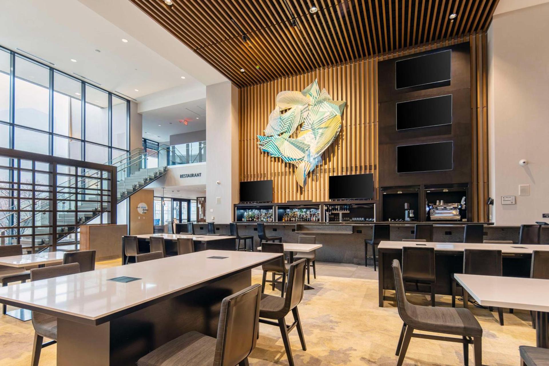 Hilton Des Moines Downtown photo 12