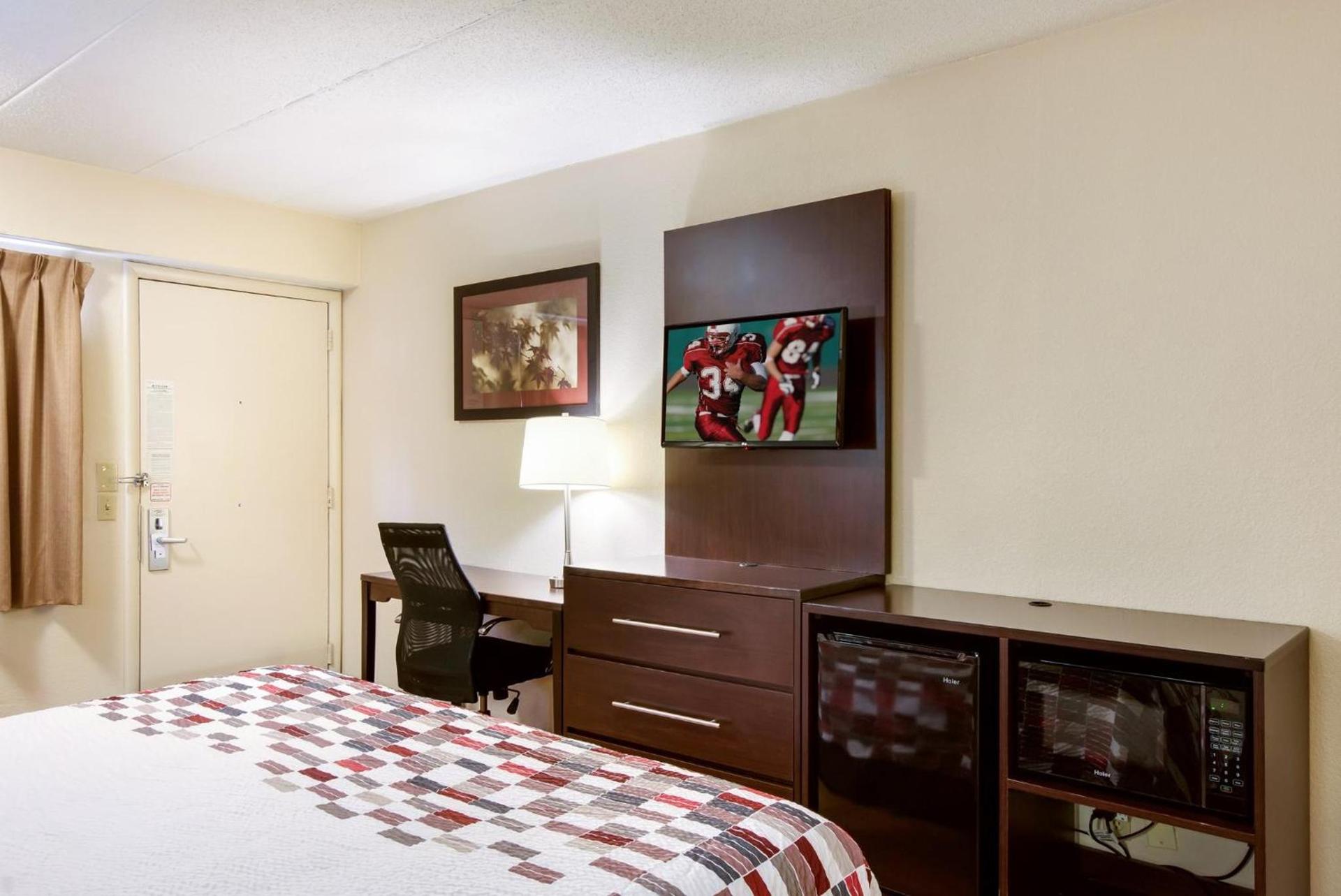 Red Roof Inn Kalamazoo East – Expo Center photo 24