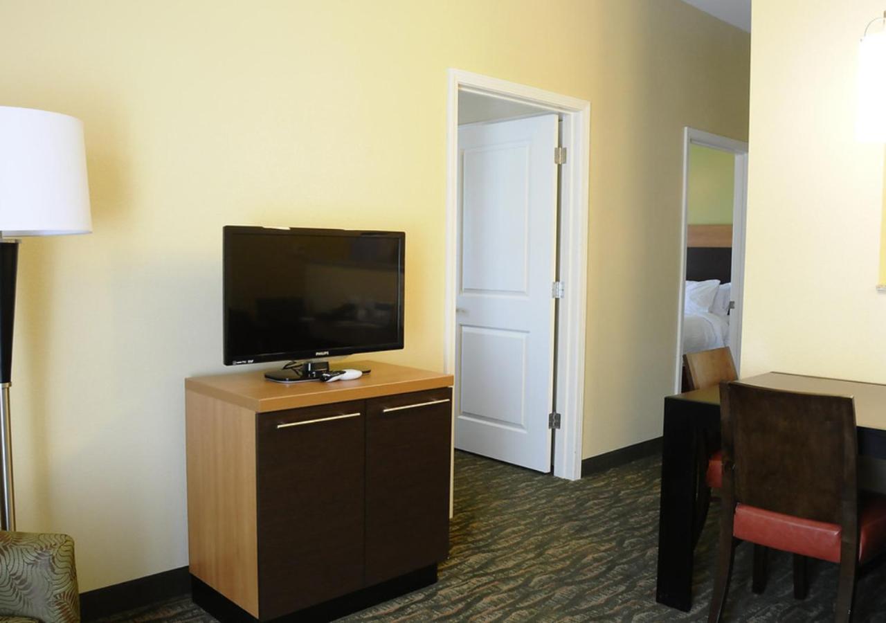 TownePlace Suites Redding photo 17