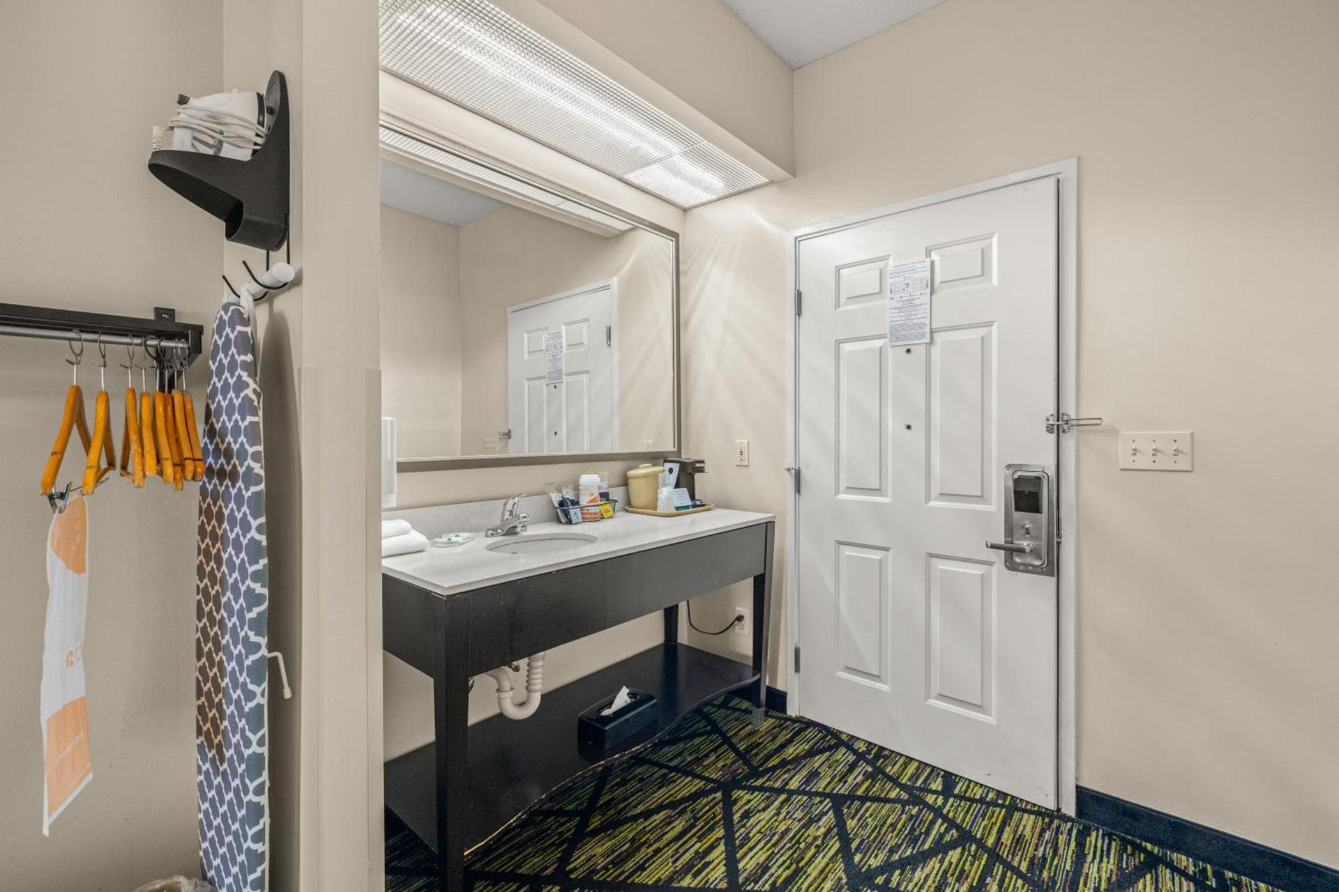 Quality Inn Lake City photo 40