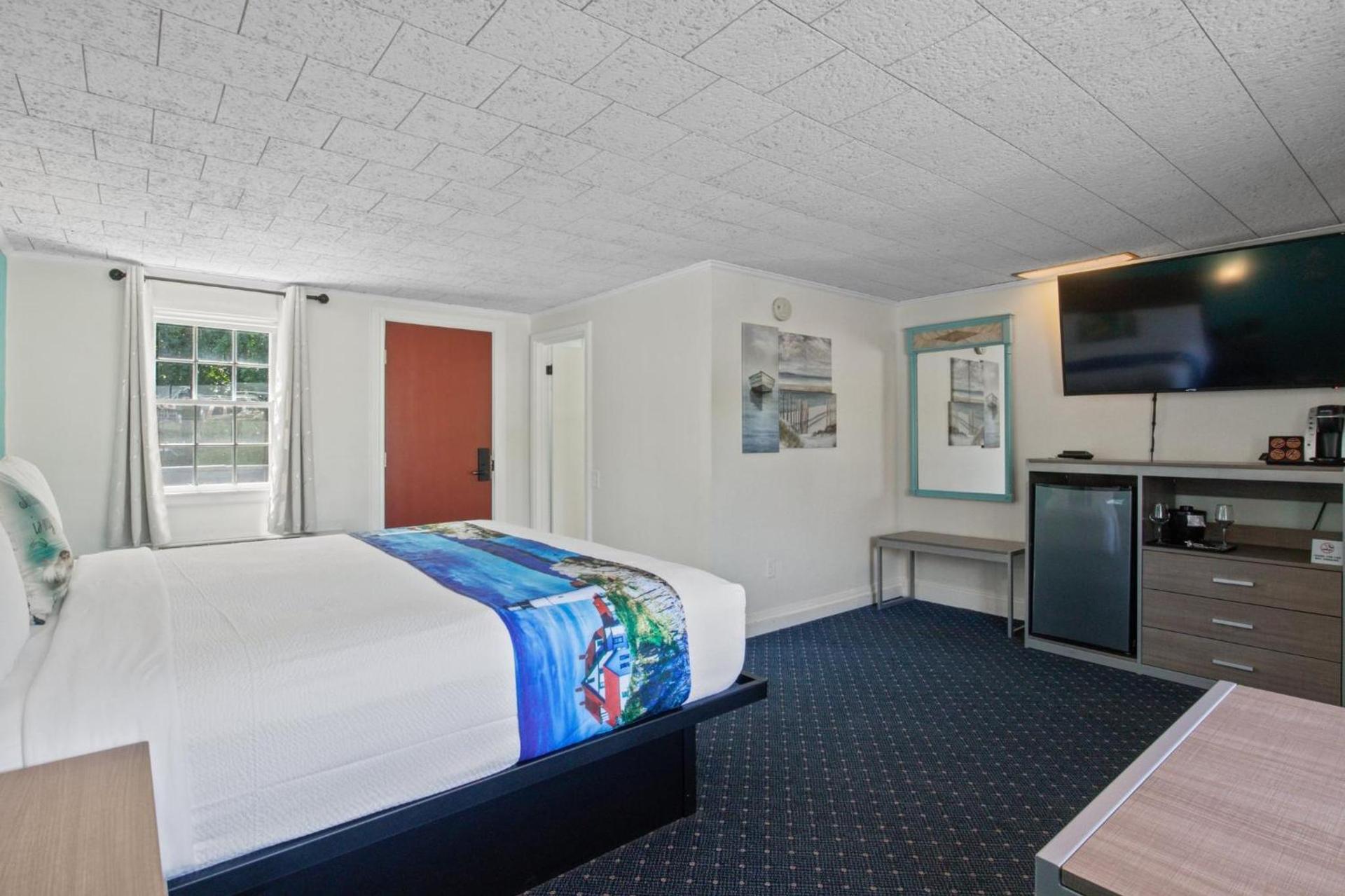 Olde Tavern Motel and Inn - Cape Cod photo 8