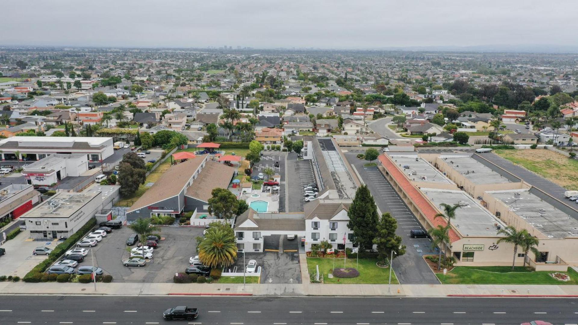 Best Western Surf City photo 34
