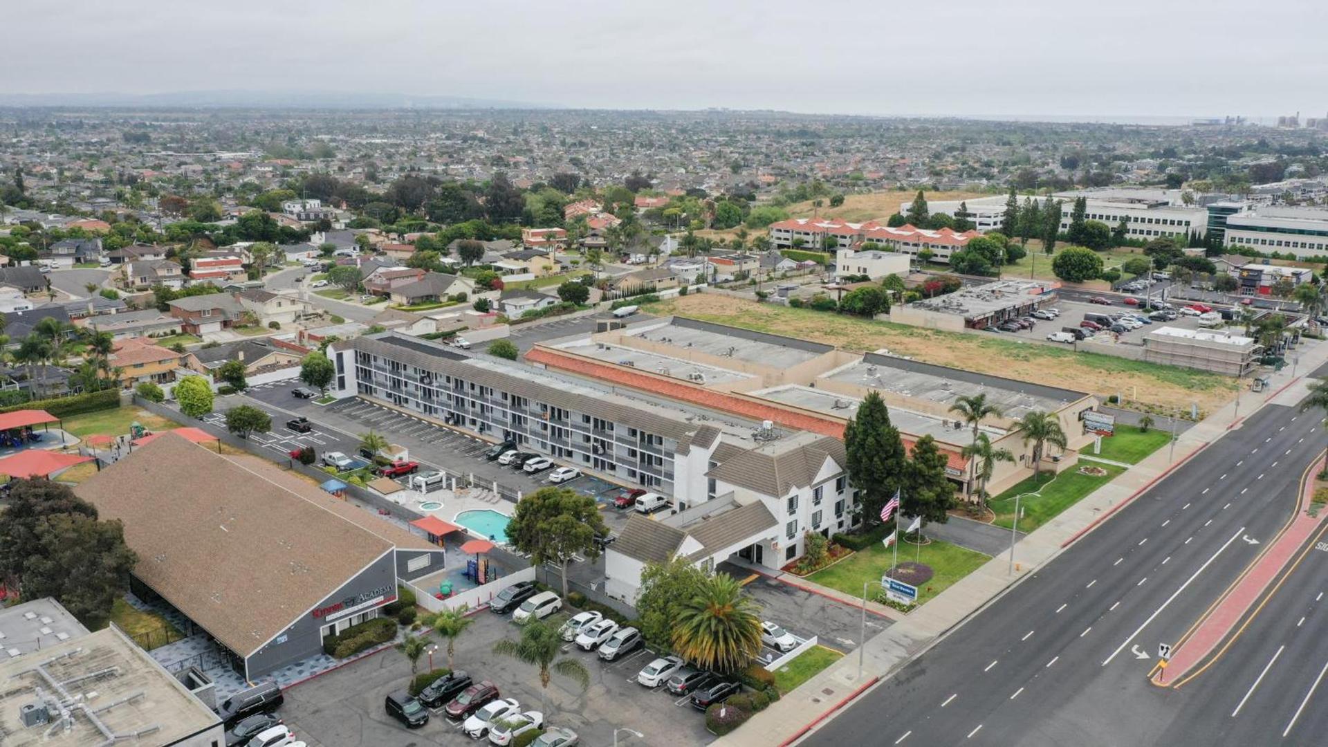 Best Western Surf City photo 3