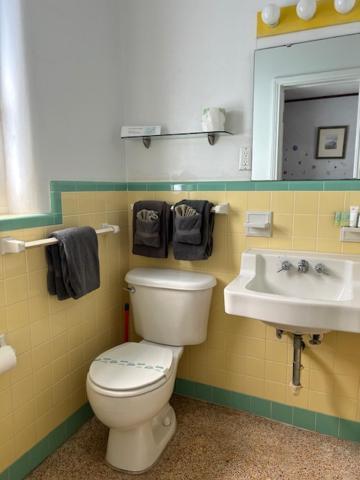 Seahorse Inn photo 31