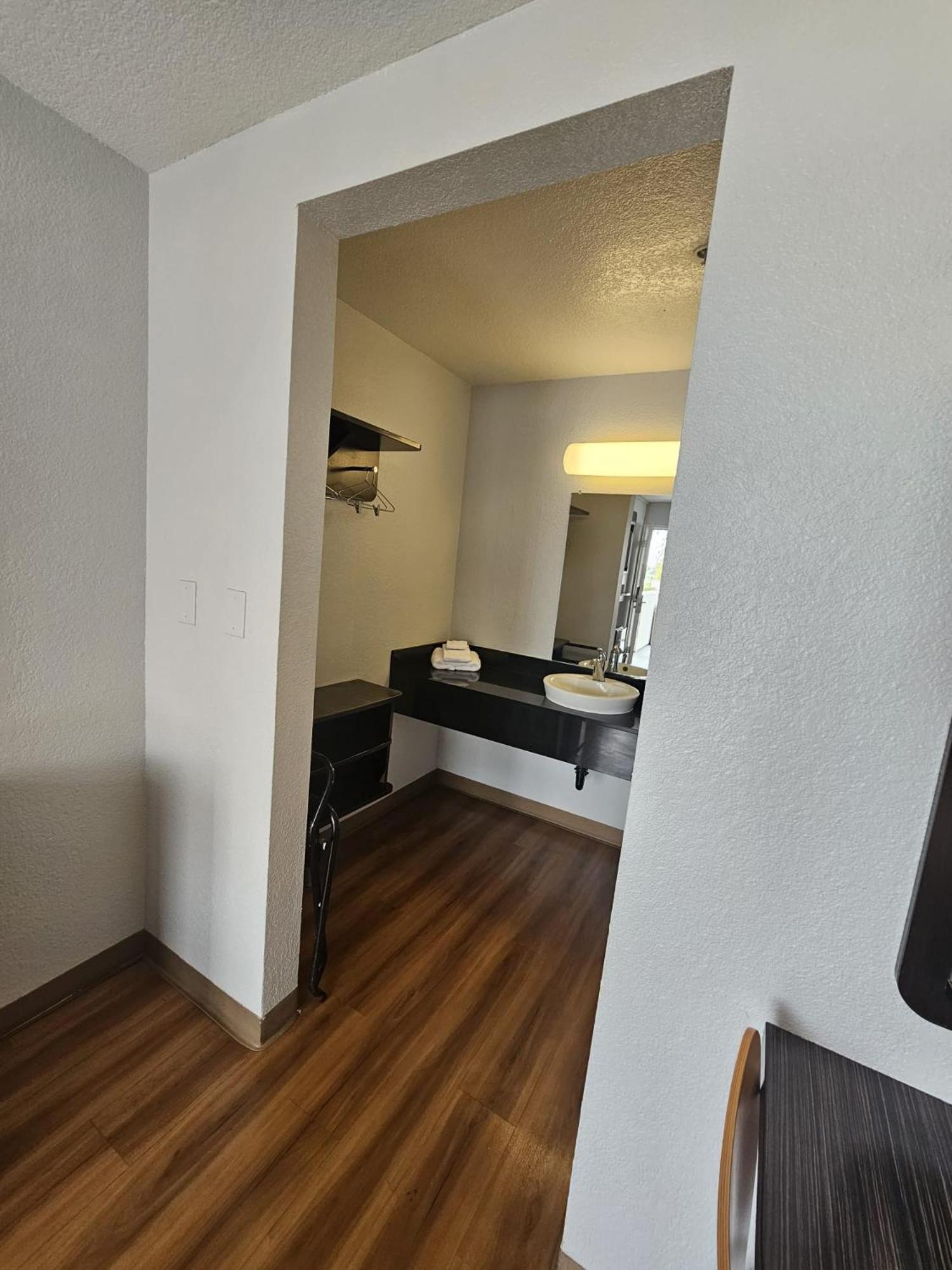 Motel 6-Ventura, CA - South photo 30