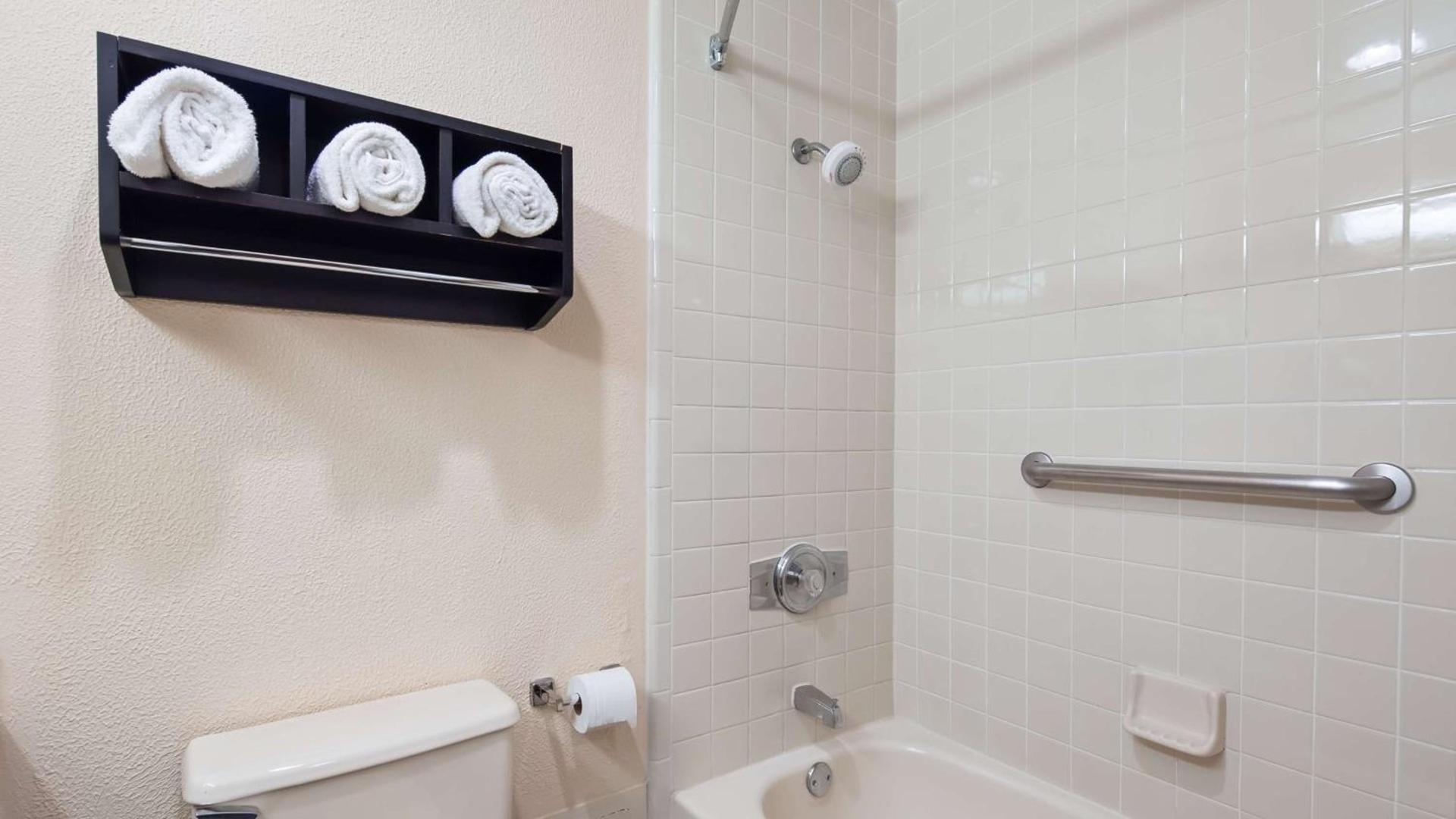Best Western Leesburg photo 18