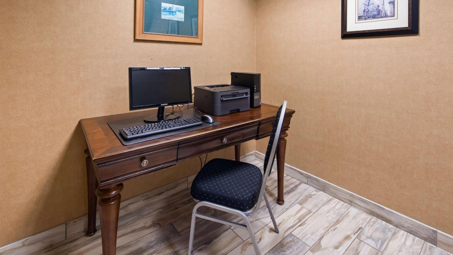Best Western Leesburg photo 23