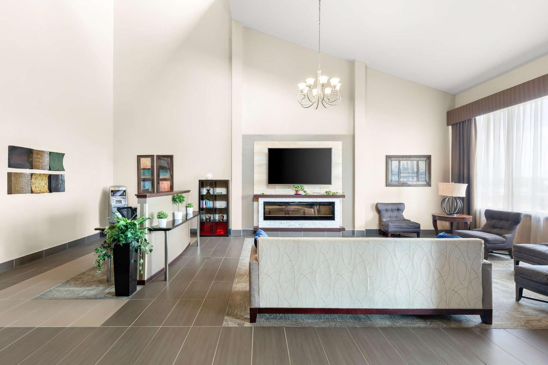 Best Western West Towne Suites photo 13