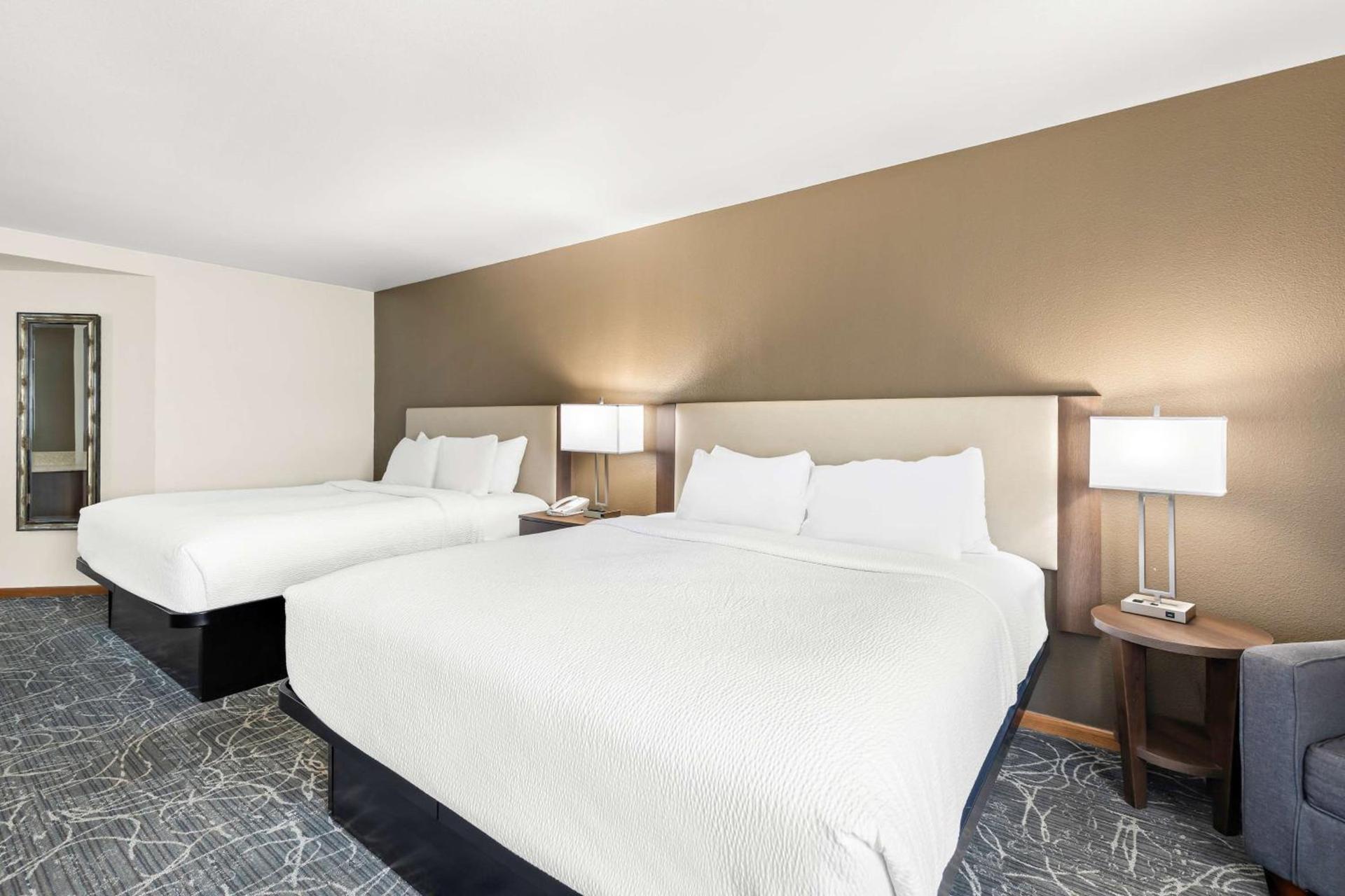 Best Western West Towne Suites photo 25
