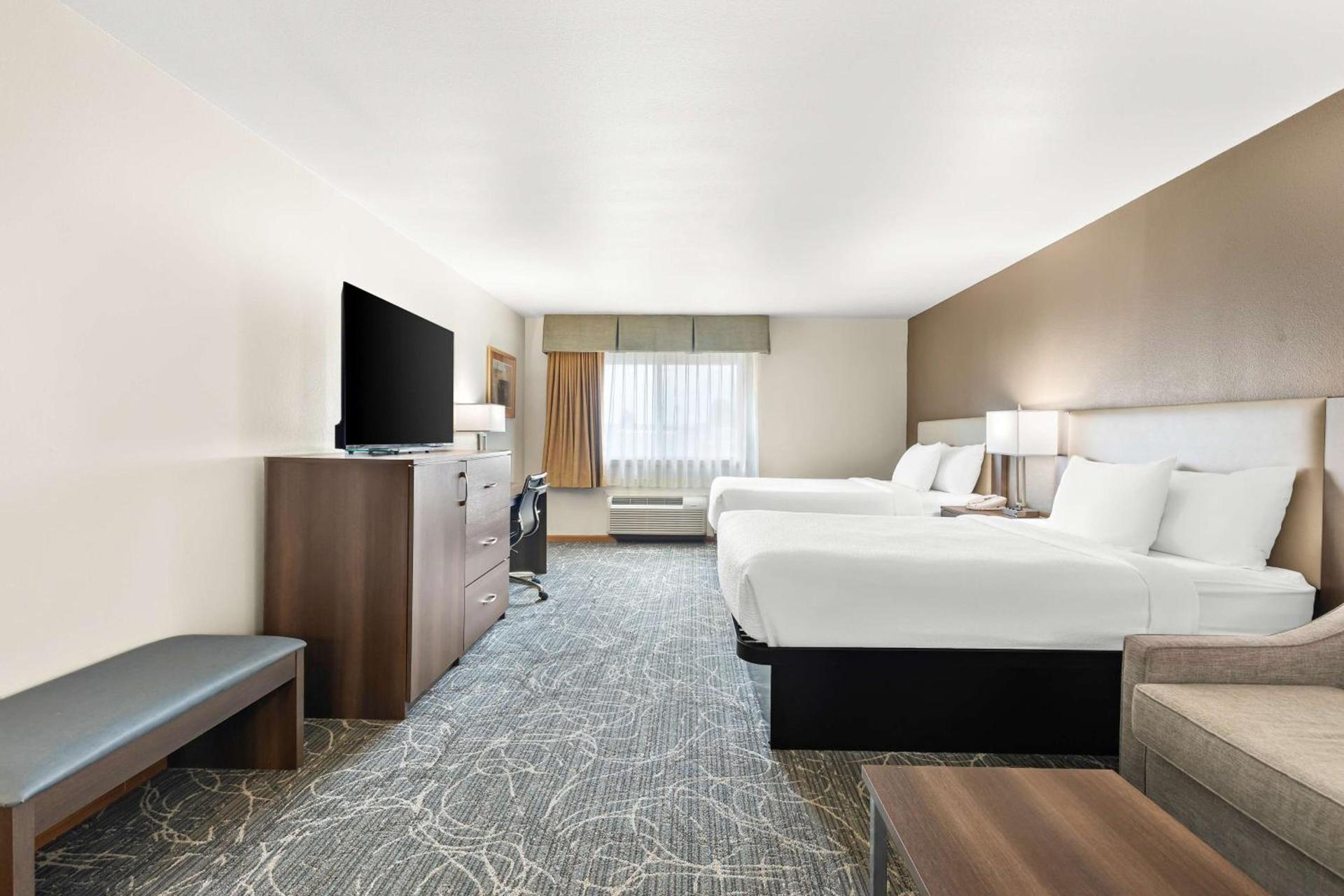Best Western West Towne Suites photo 30