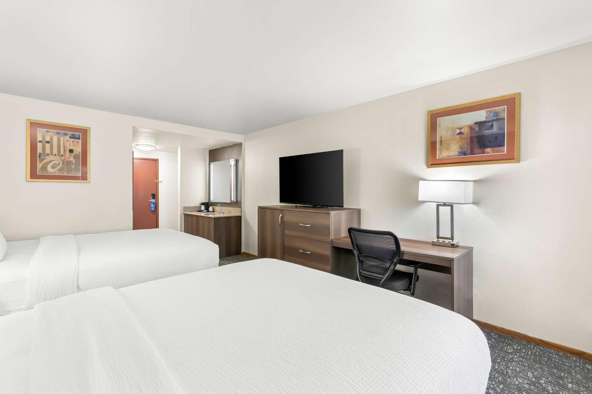 Best Western West Towne Suites photo 33