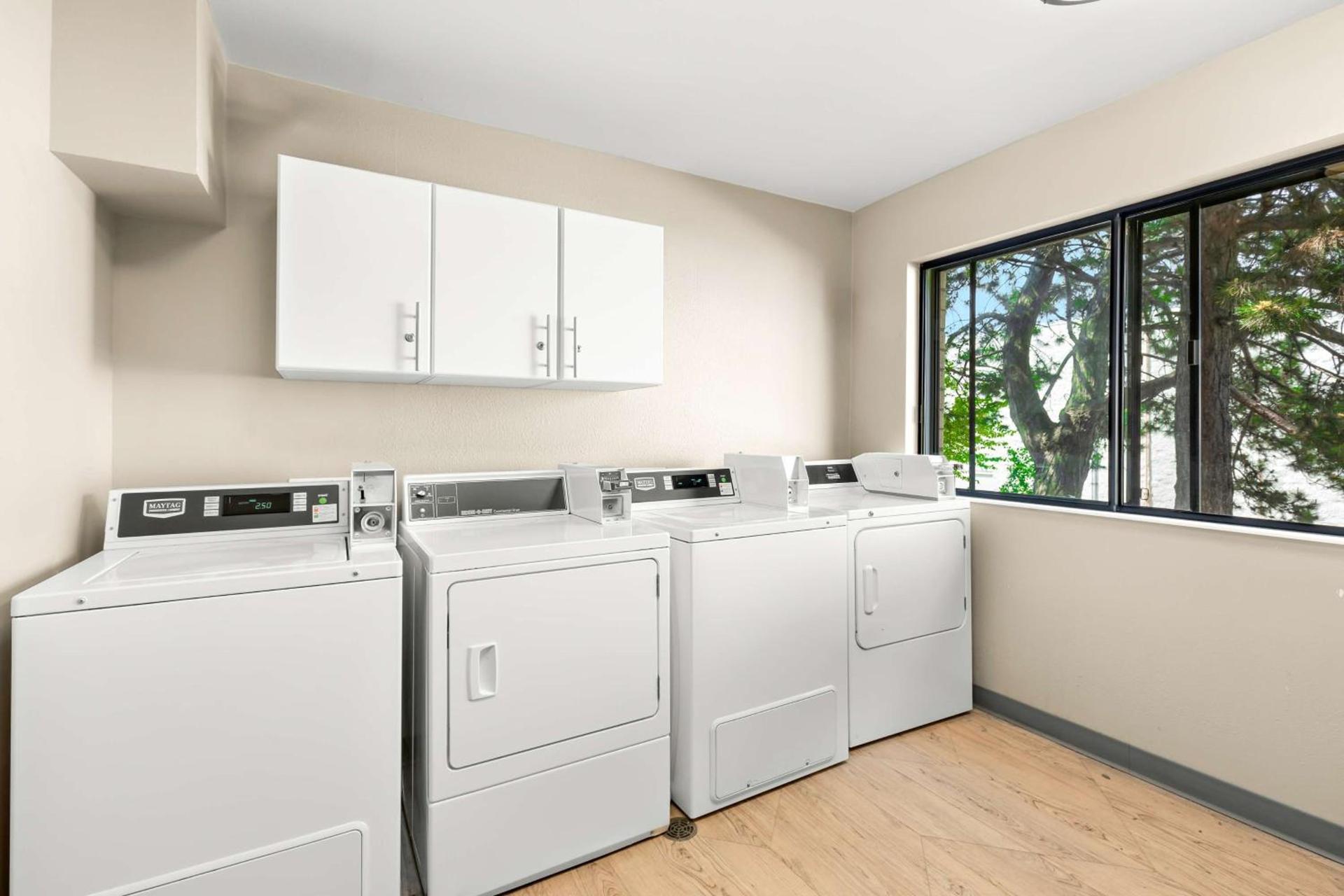 Best Western West Towne Suites photo 47