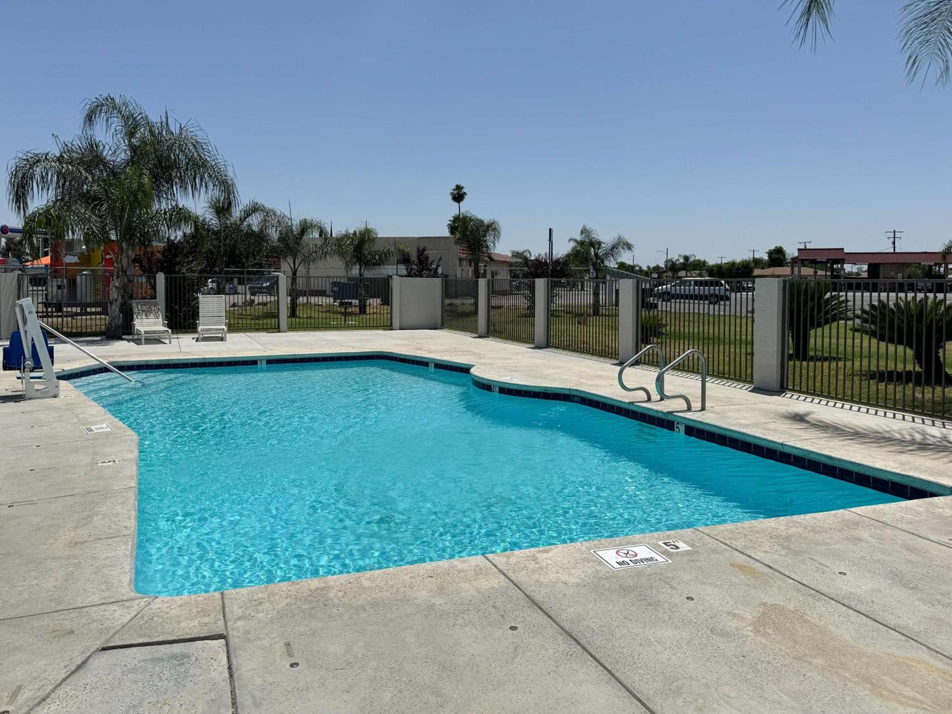 Motel 6-Delano, CA photo 3