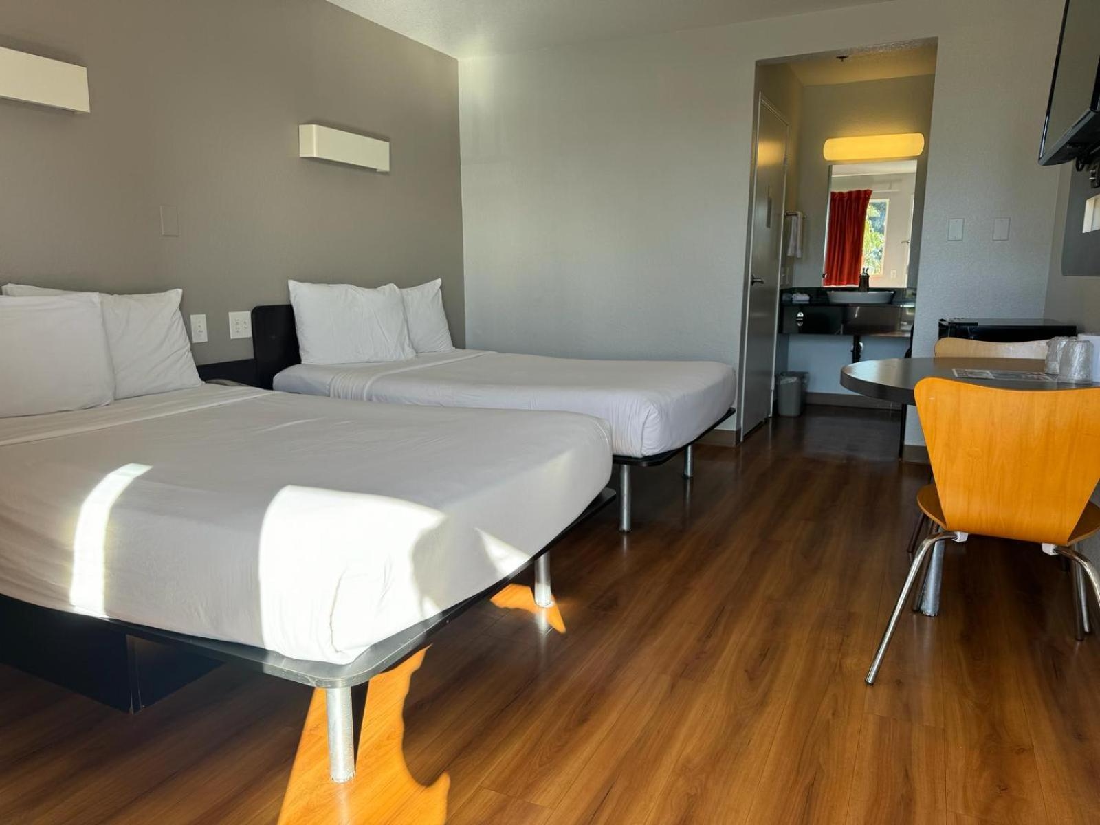 Motel 6-Ventura, CA - South photo 40