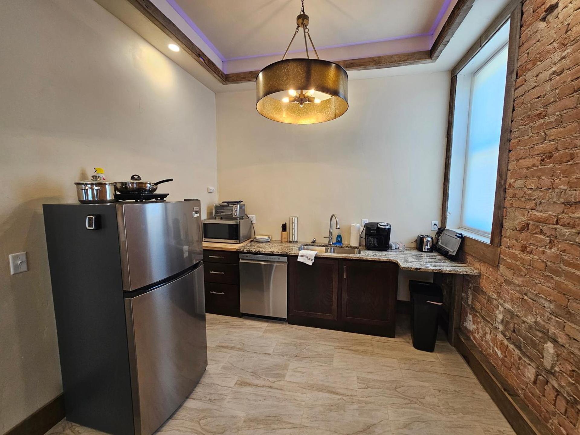Eaglescape Suites and Event Center photo 35