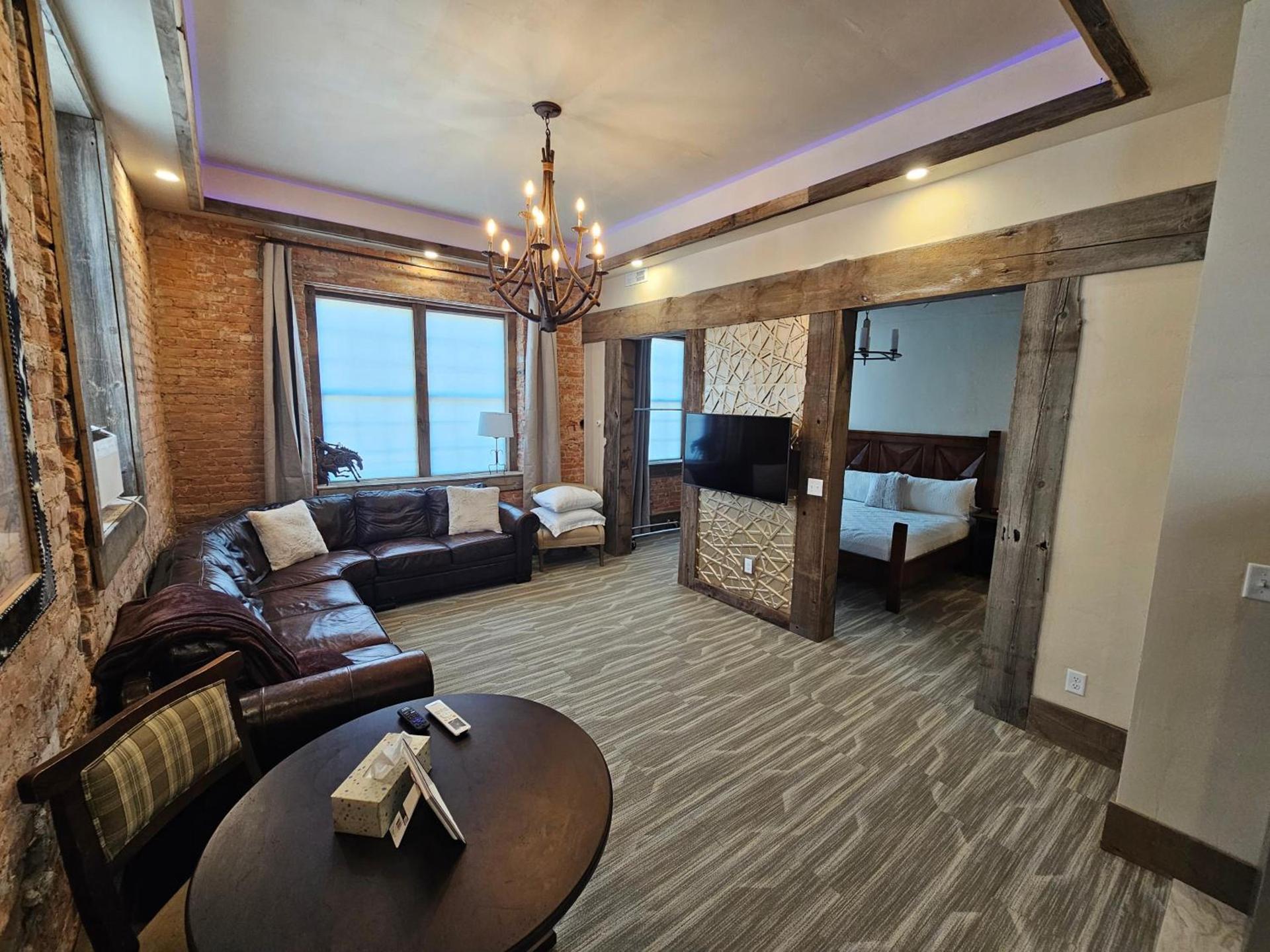 Eaglescape Suites and Event Center photo 27