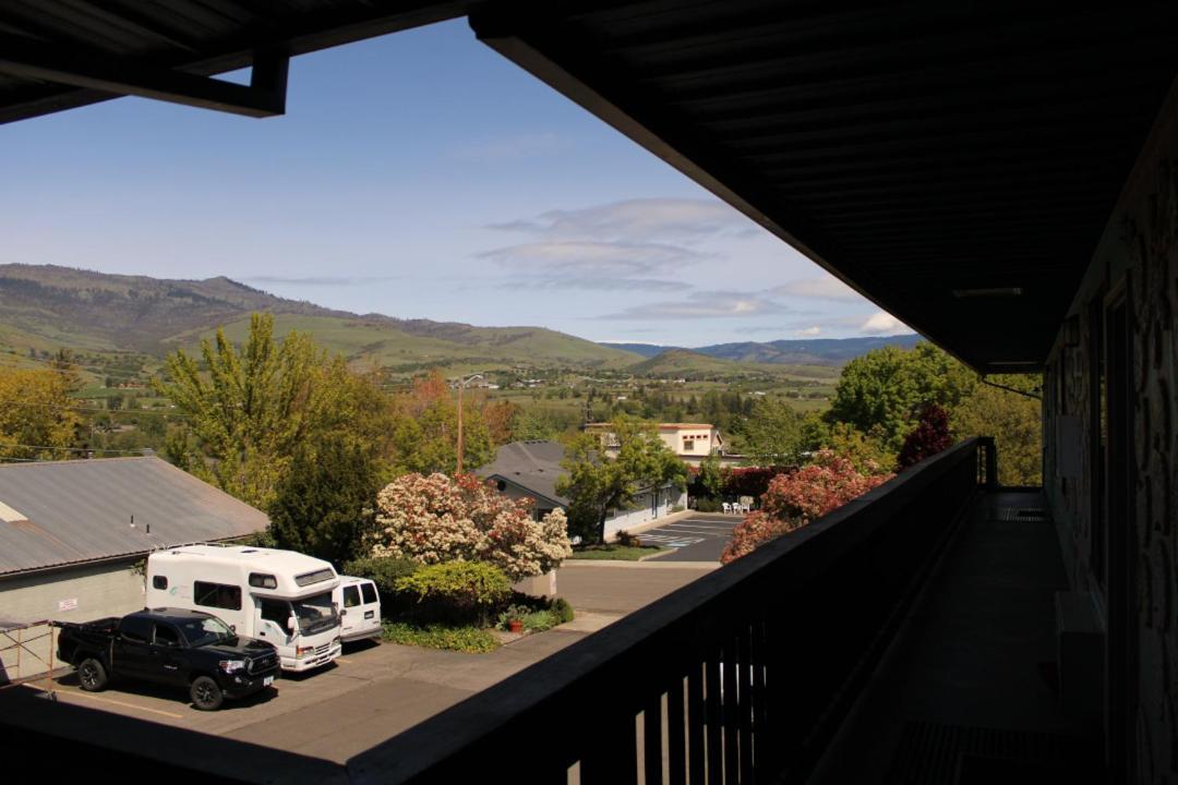 Ashland Commons Hostel photo 7