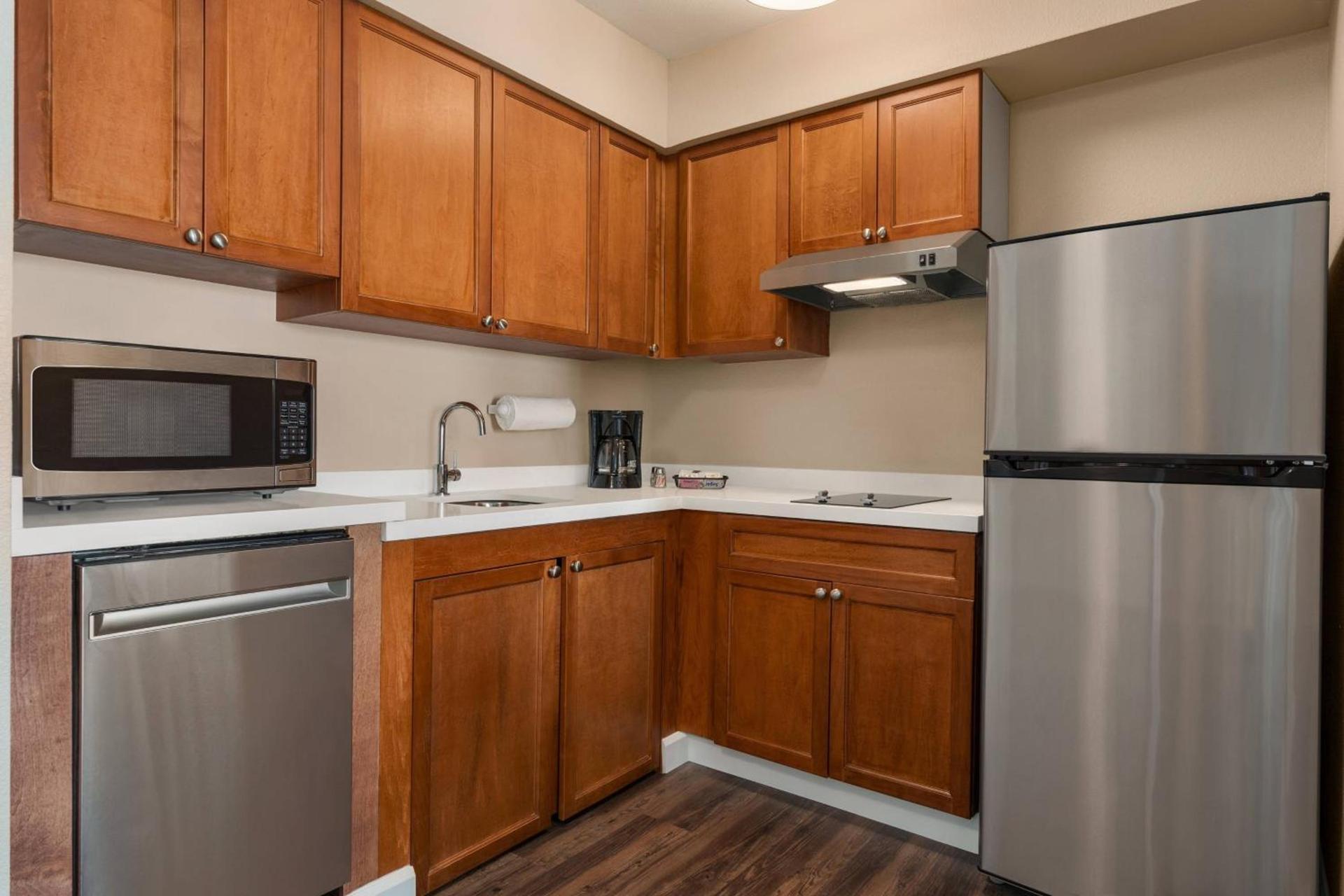 TownePlace Suites by Marriott Springfield photo 11