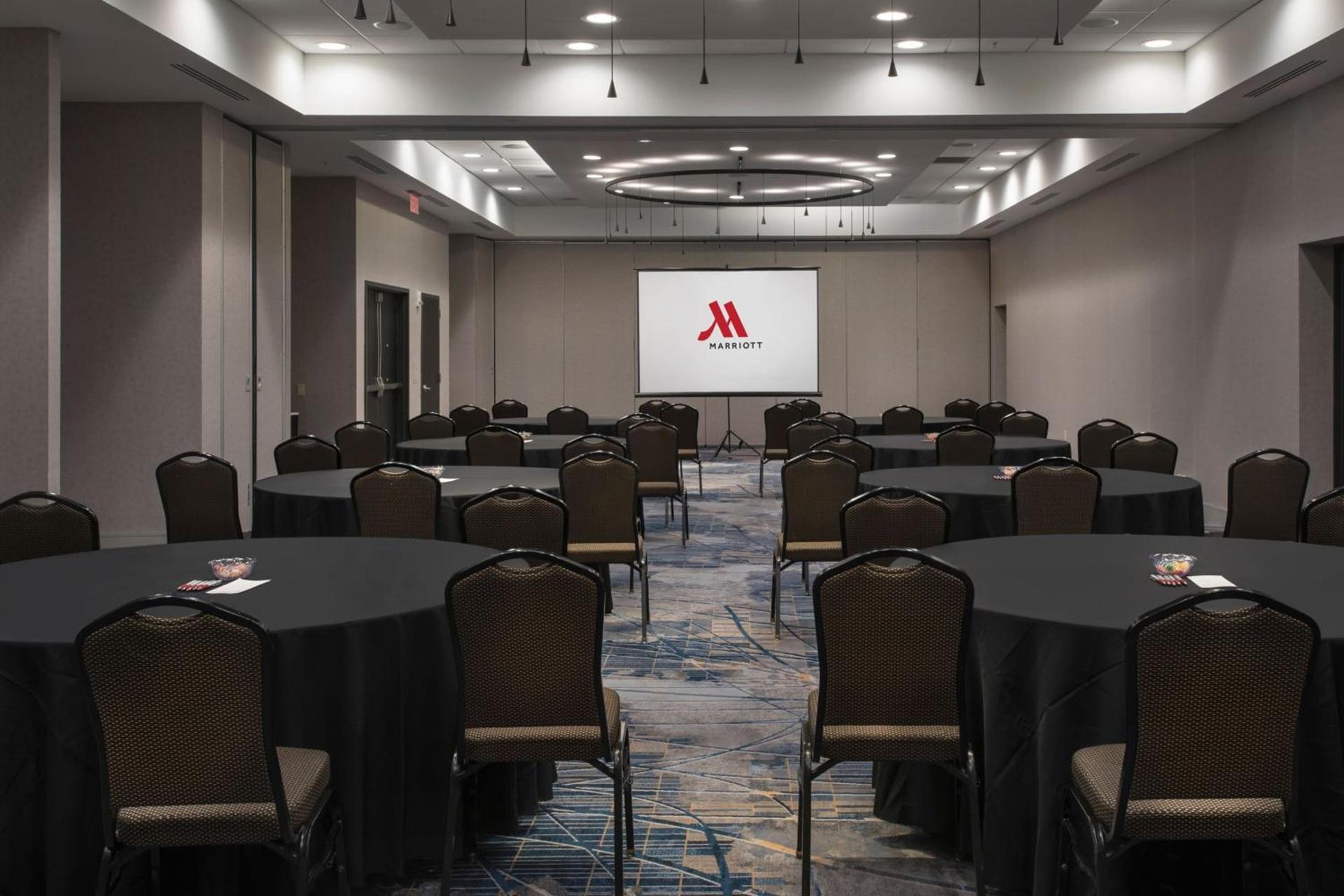 Long Island Marriott Hotel photo 31