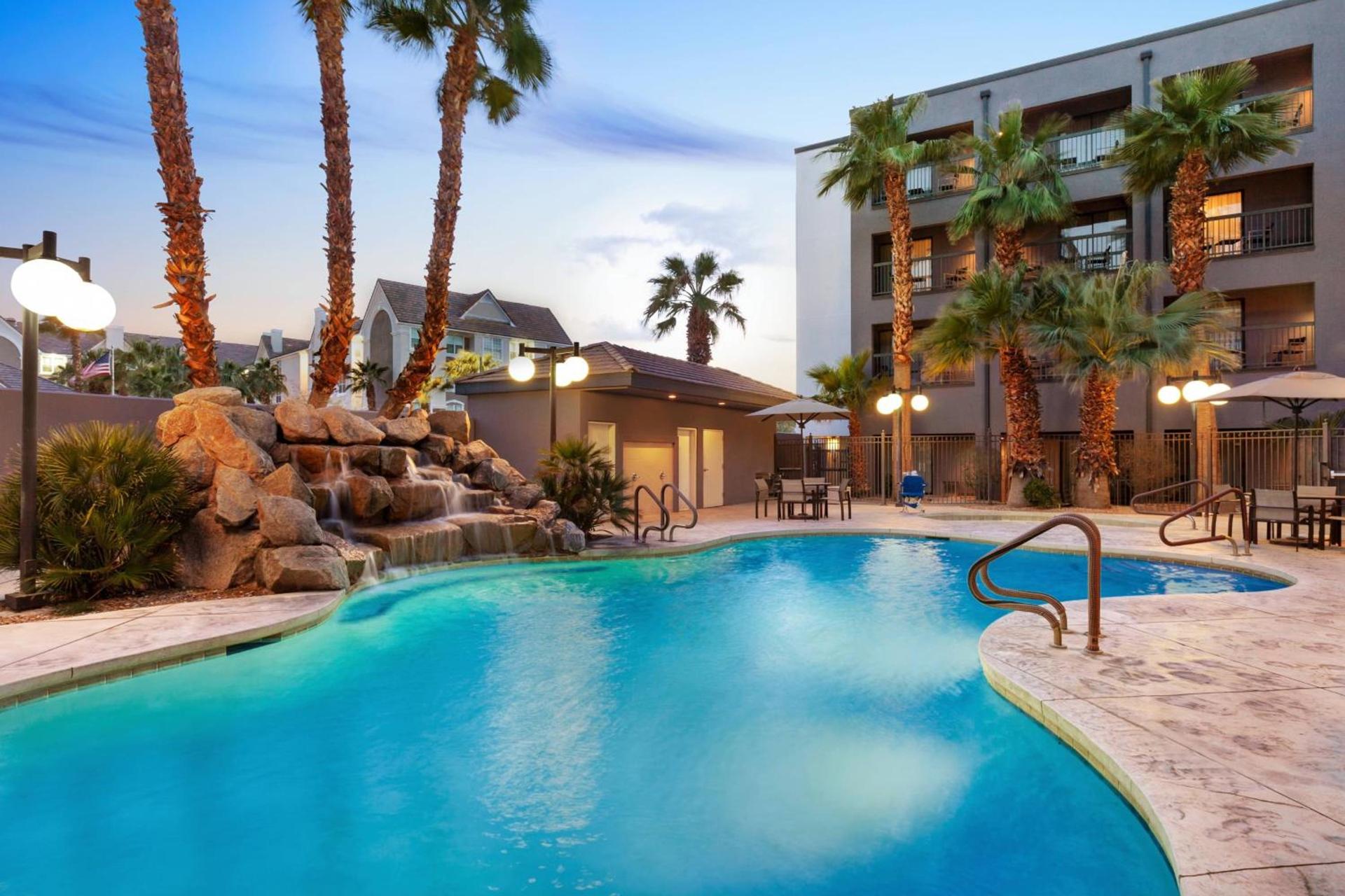 Courtyard By Marriott Las Vegas Stadium Area photo 39