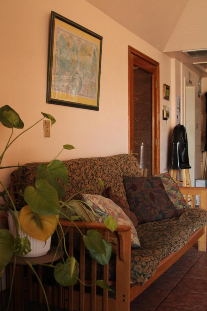 Ashland Commons Hostel photo 11