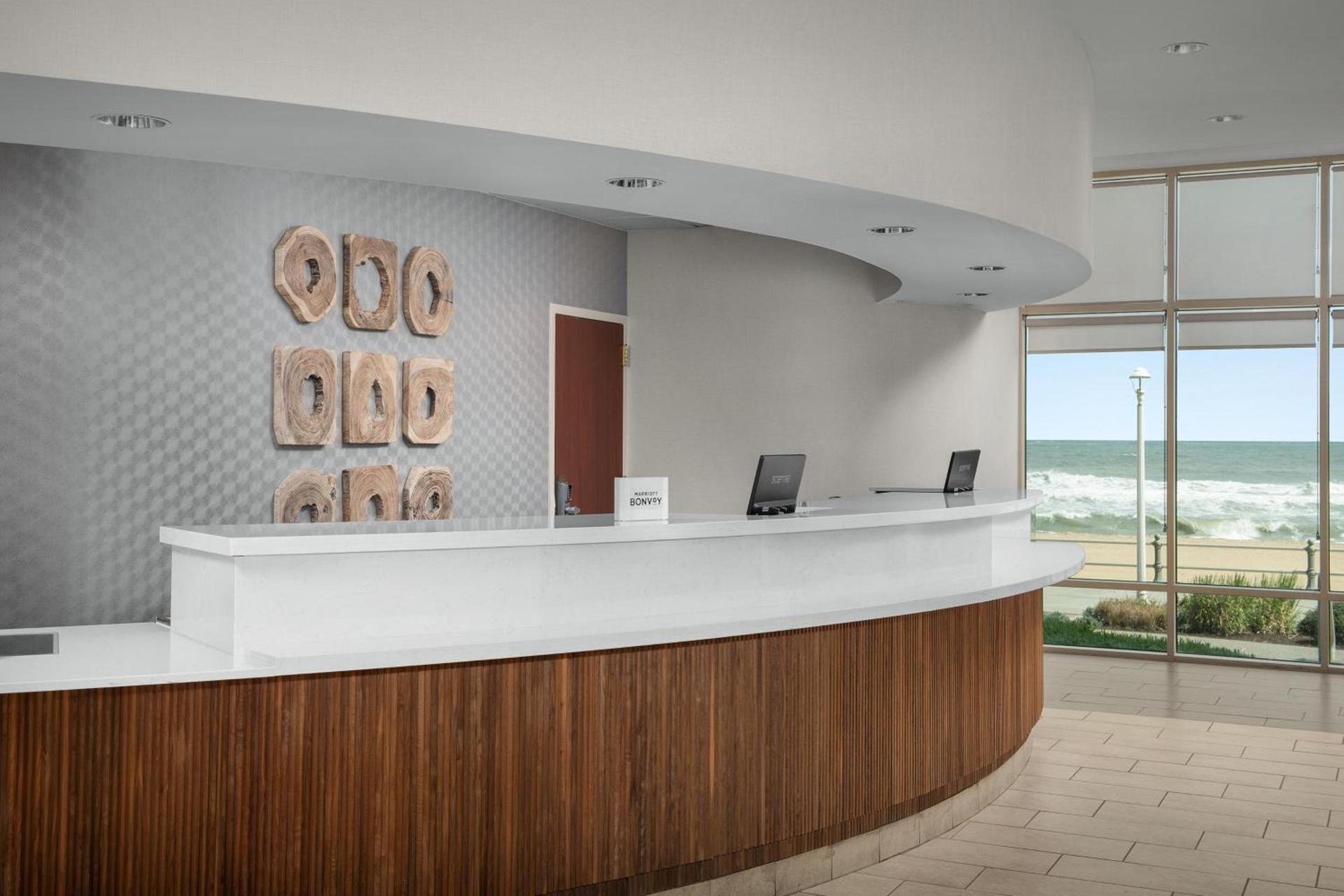 Courtyard by Marriott Virginia Beach Oceanfront North 37th Street photo 5