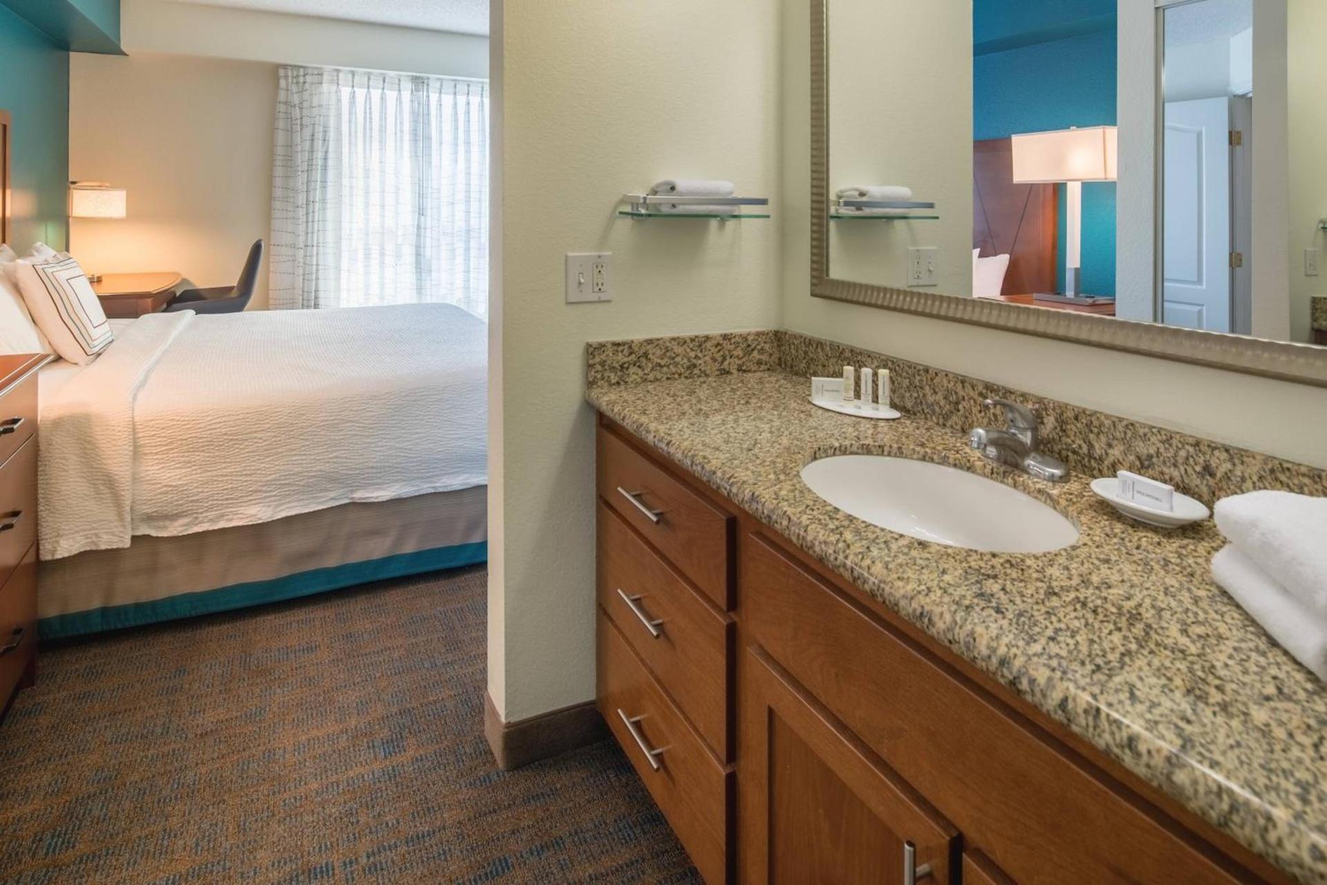 Residence Inn by Marriott Portland North photo 13