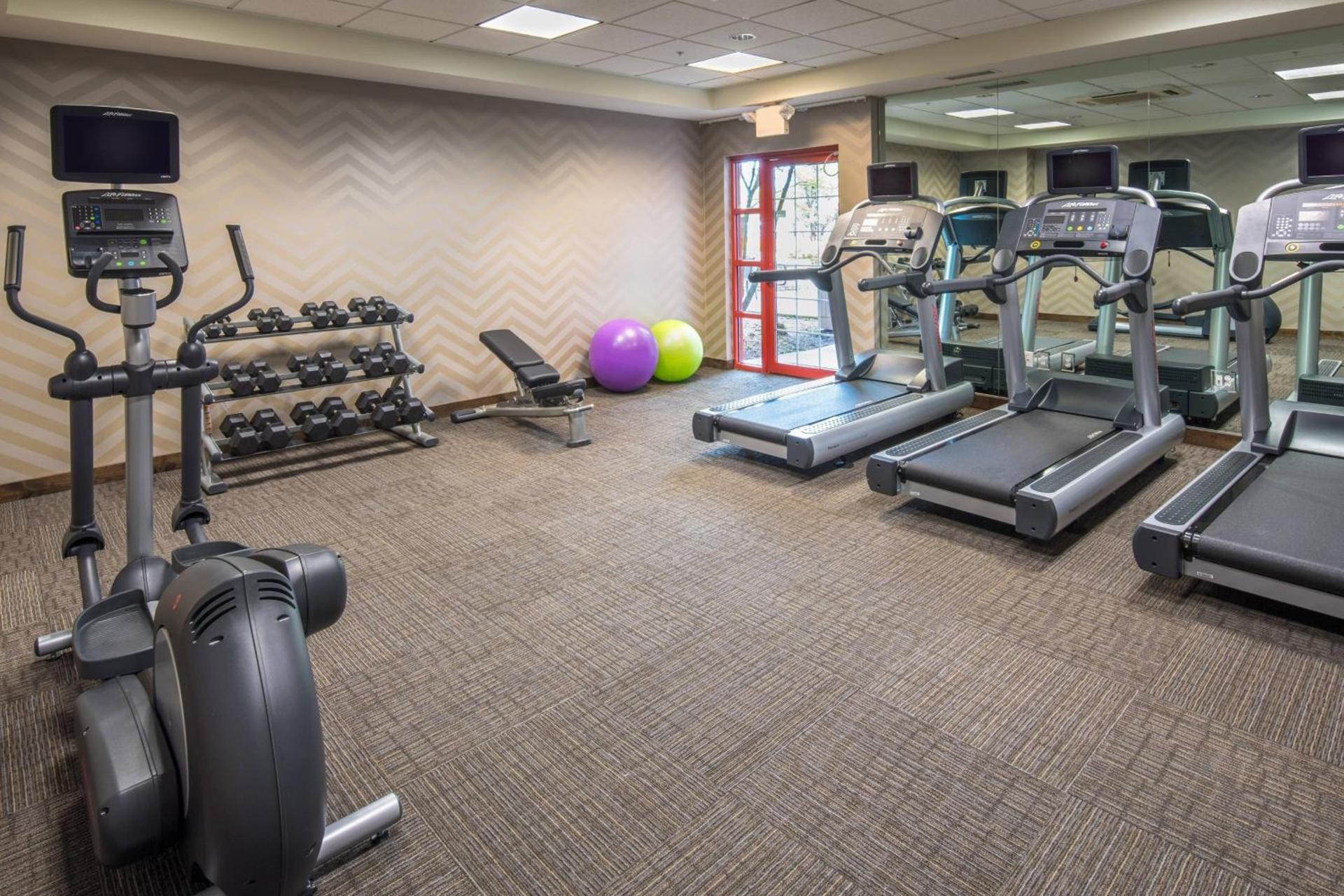 Residence Inn by Marriott Portland North photo 17