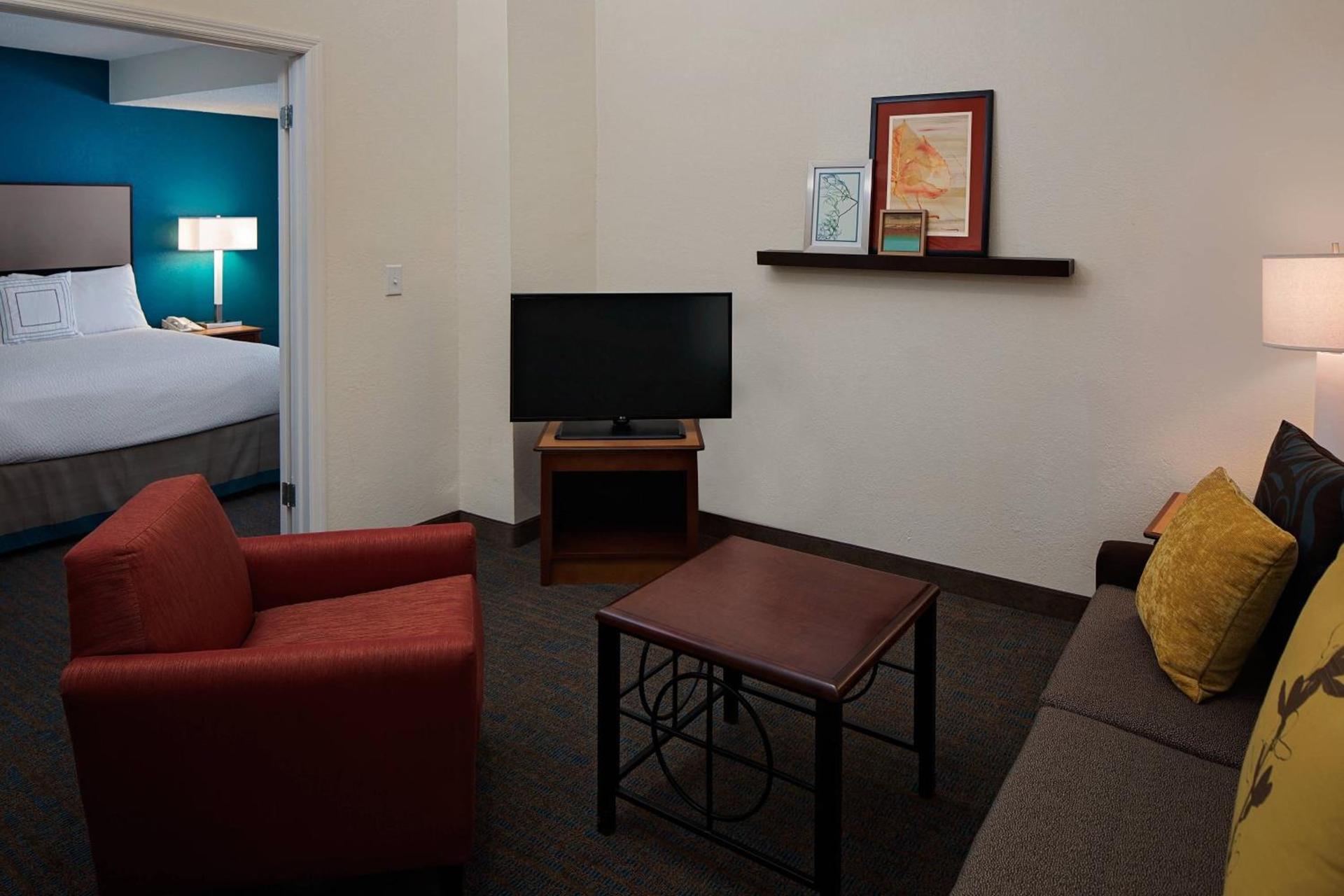 Residence Inn by Marriott Richmond West End photo 5