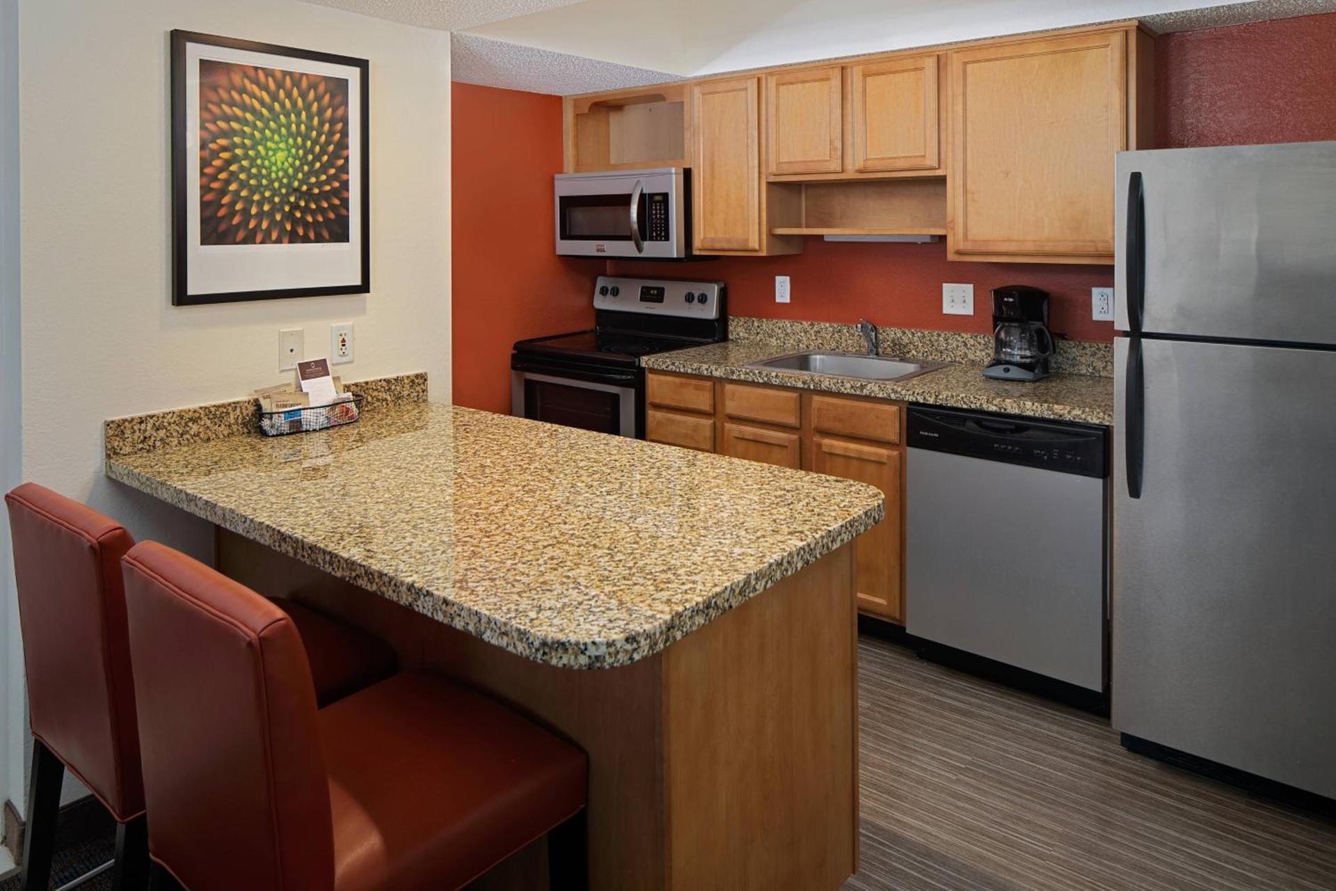 Residence Inn by Marriott Richmond West End photo 7