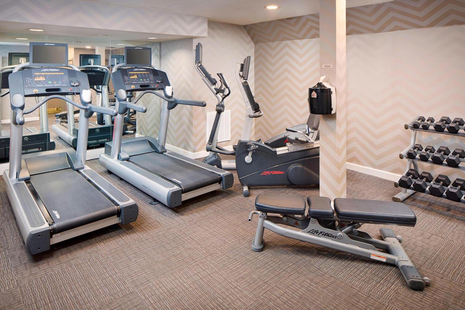 Residence Inn by Marriott Richmond West End photo 15