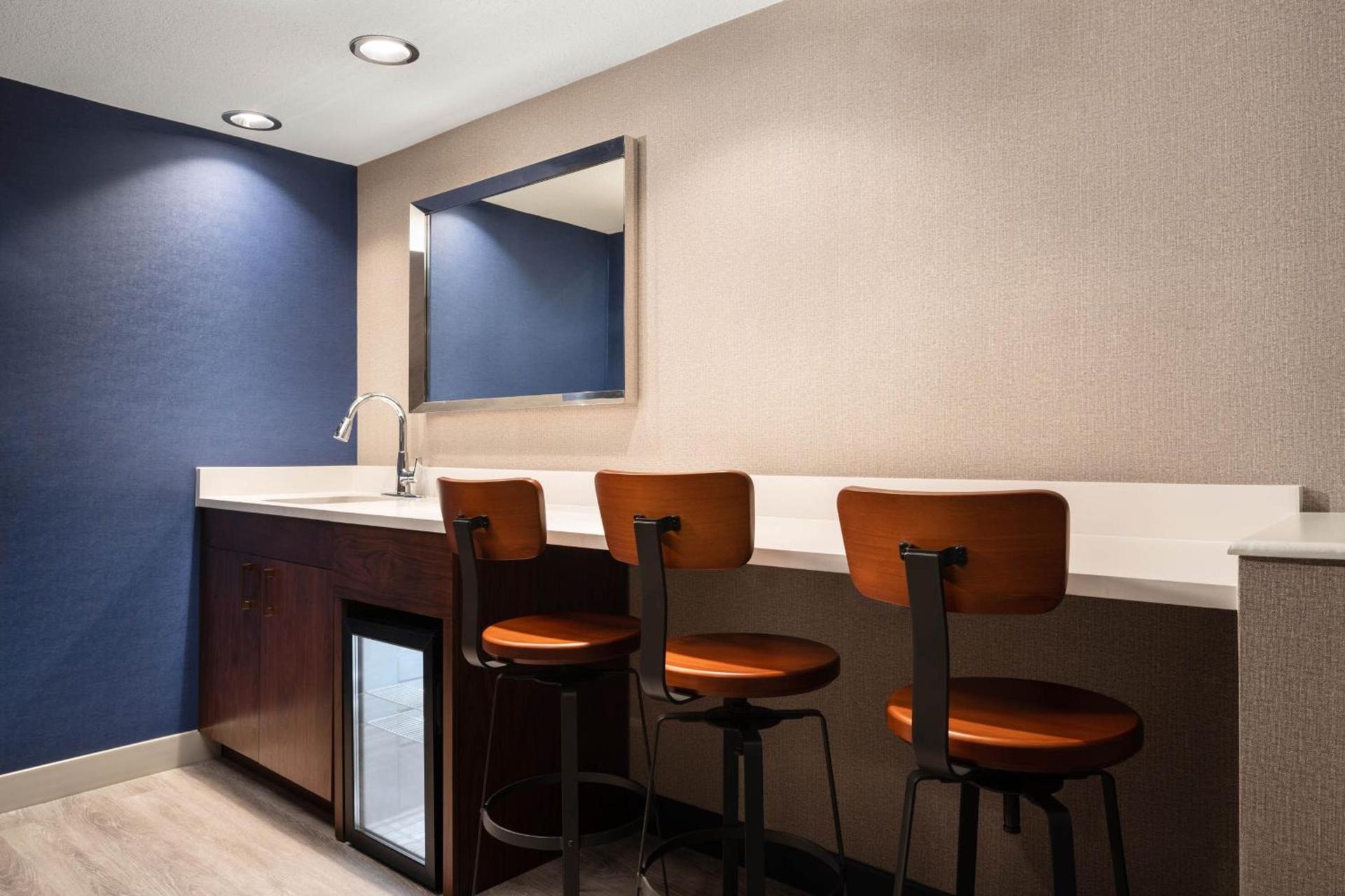 Four Points by Sheraton - San Francisco Airport photo 21