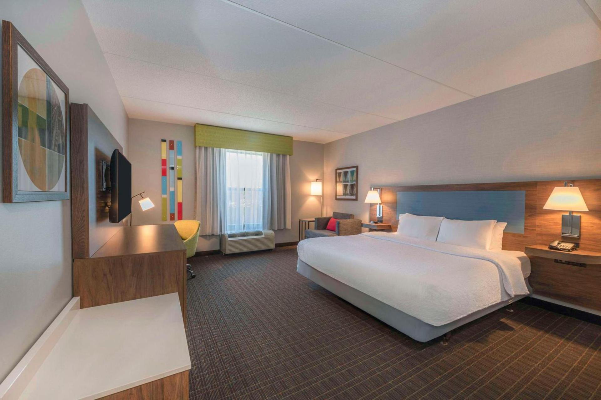 Hampton Inn & Suites Burlington photo 19