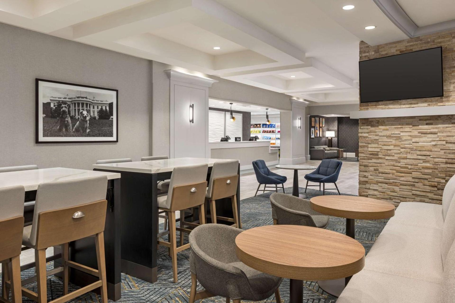 Homewood Suites by Hilton Washington, D.C. Downtown photo 2