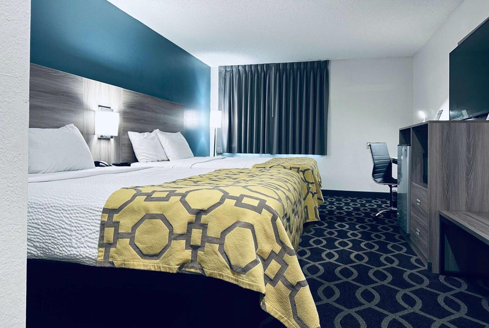 Baymont by Wyndham Piqua photo 13
