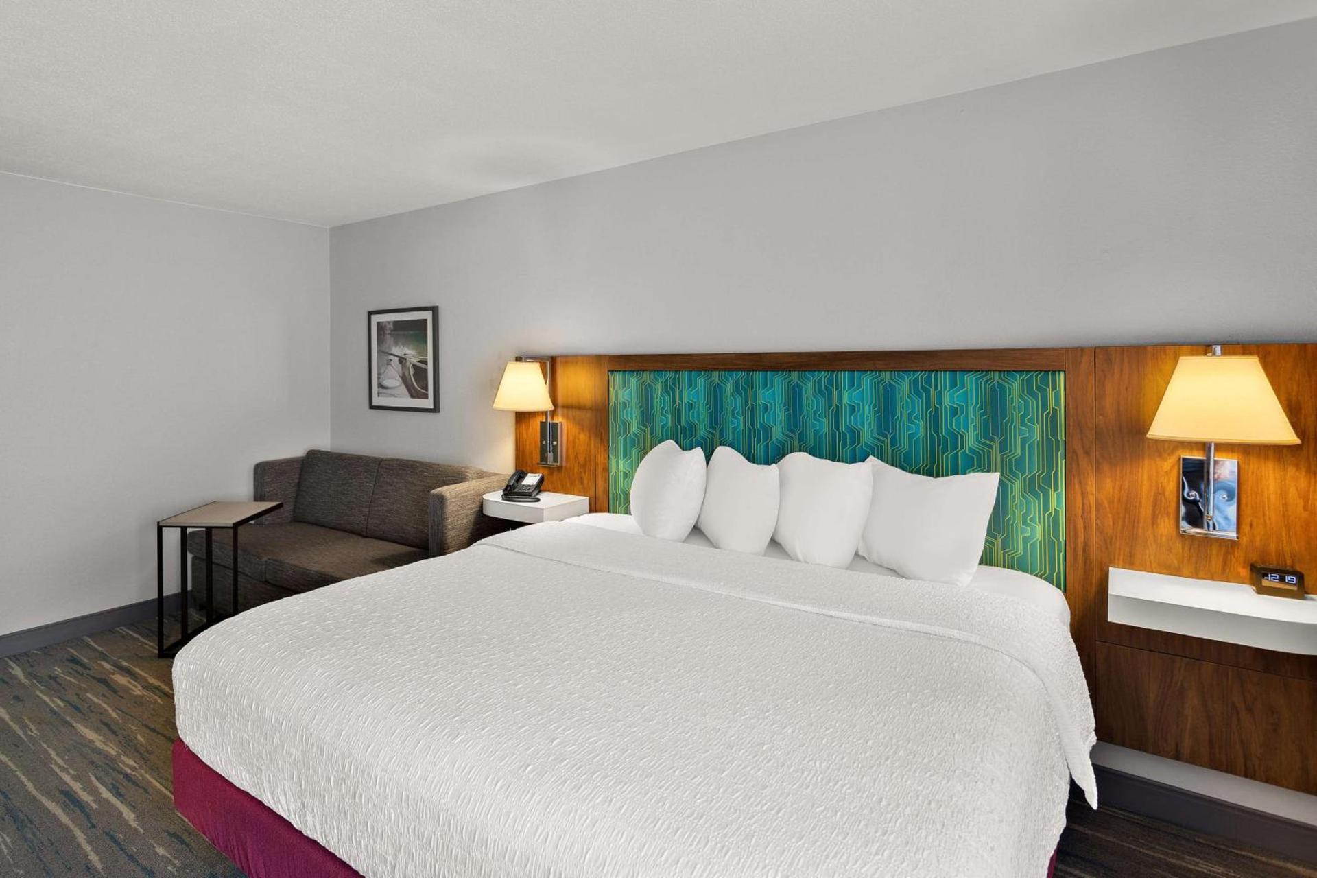 Hampton Inn Bridgeport/Clarksburg photo 28