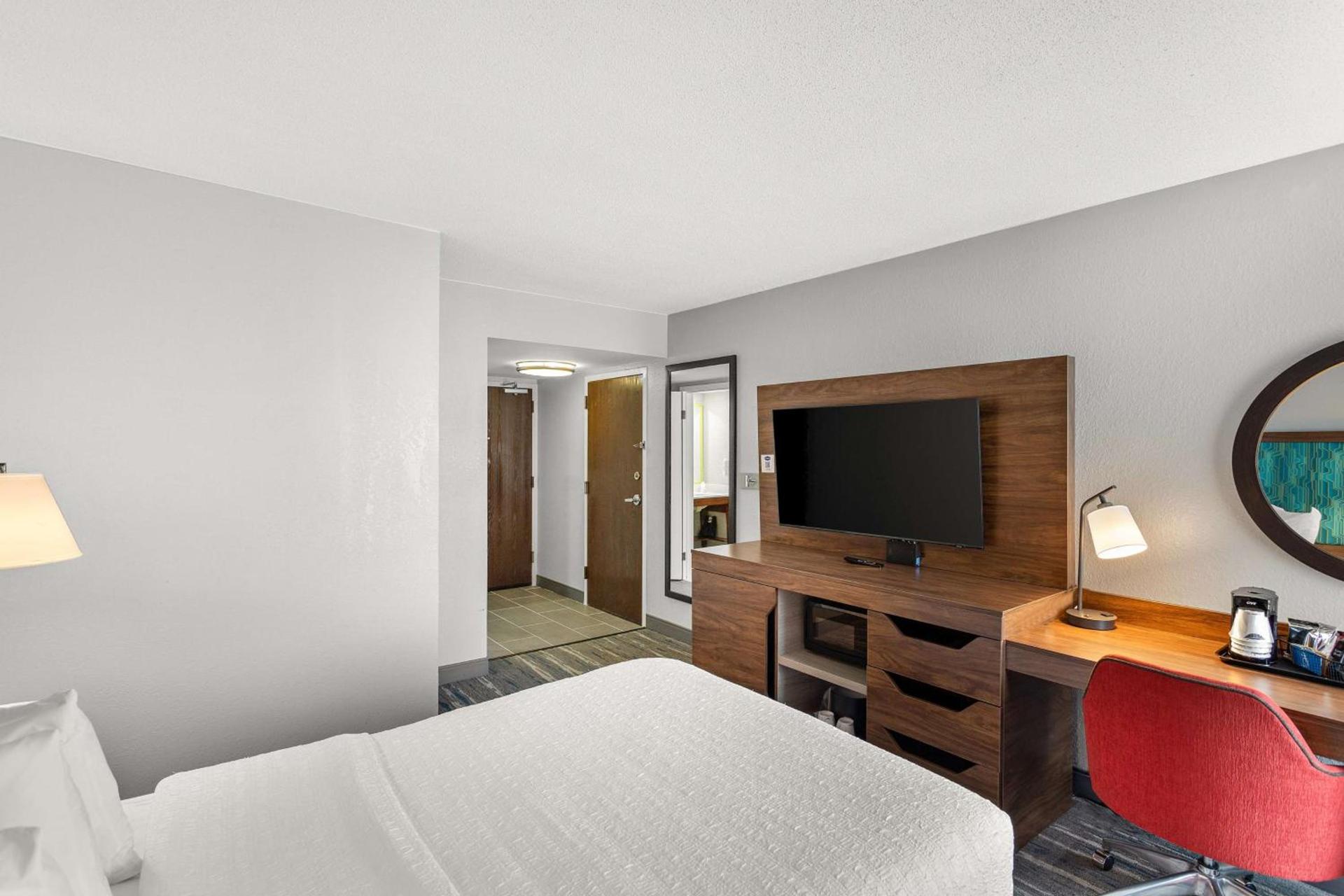 Hampton Inn Bridgeport/Clarksburg photo 29