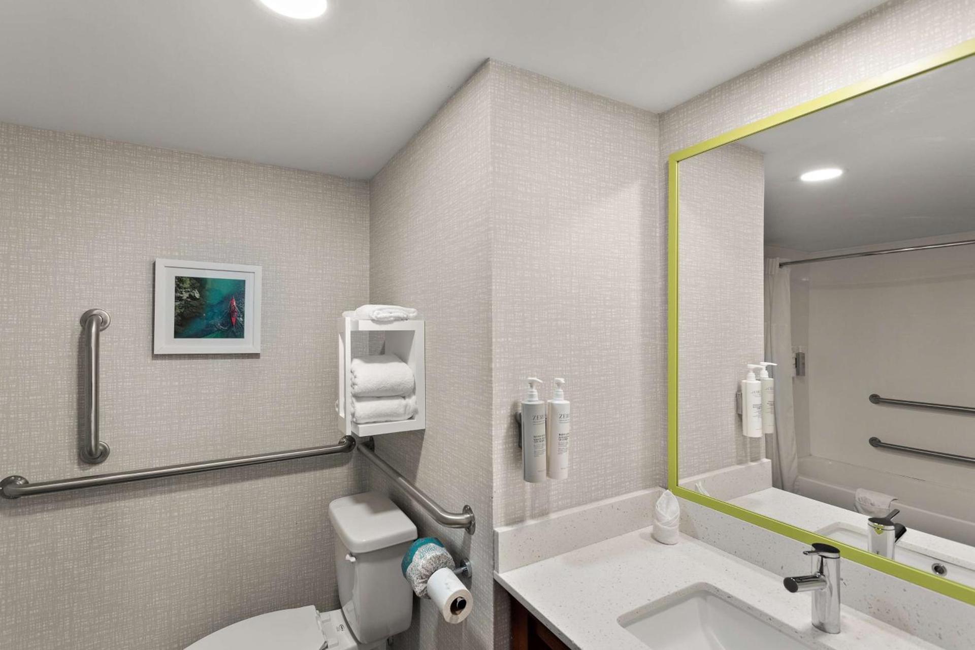 Hampton Inn Bridgeport/Clarksburg photo 33