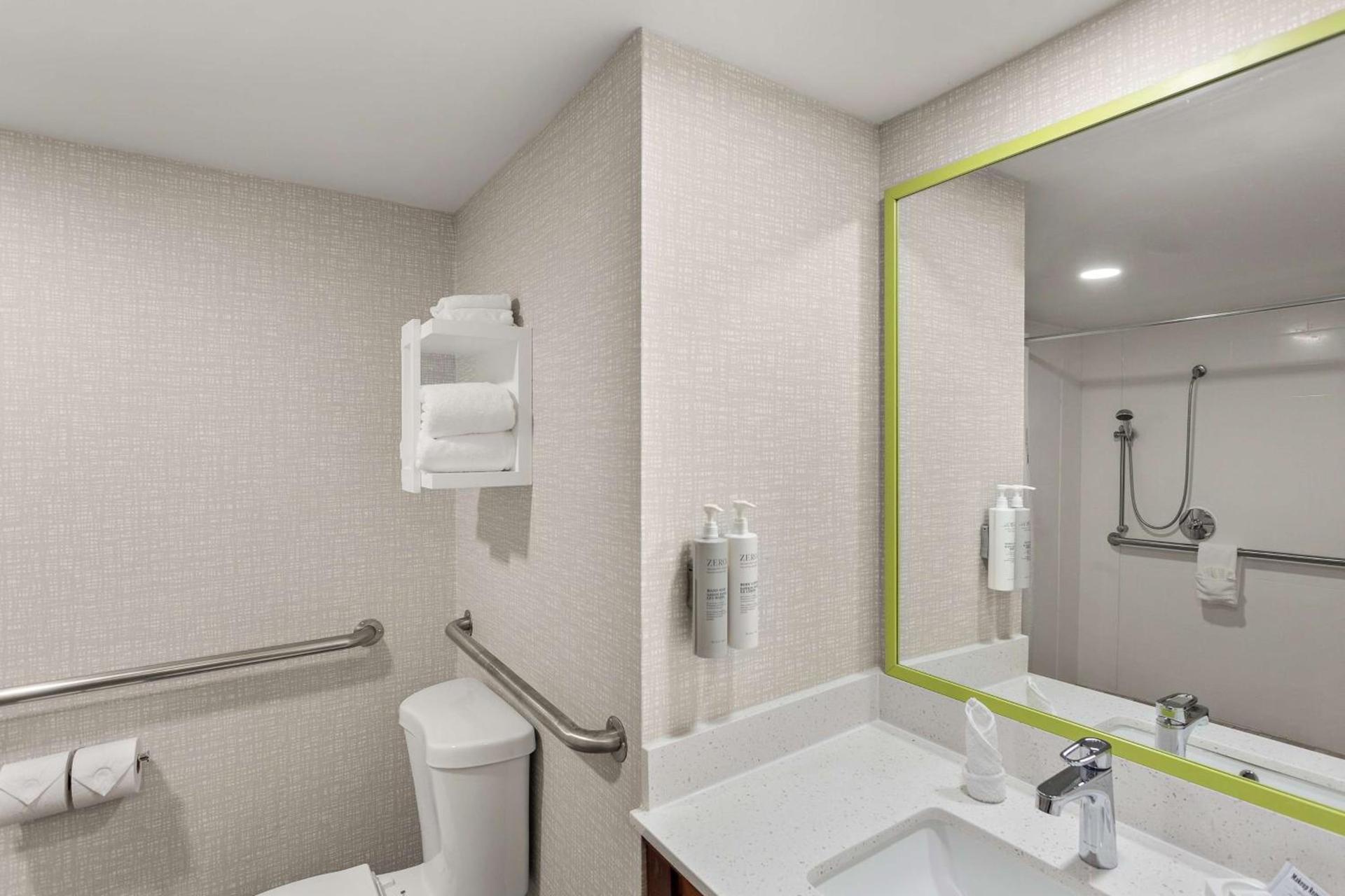 Hampton Inn Bridgeport/Clarksburg photo 39