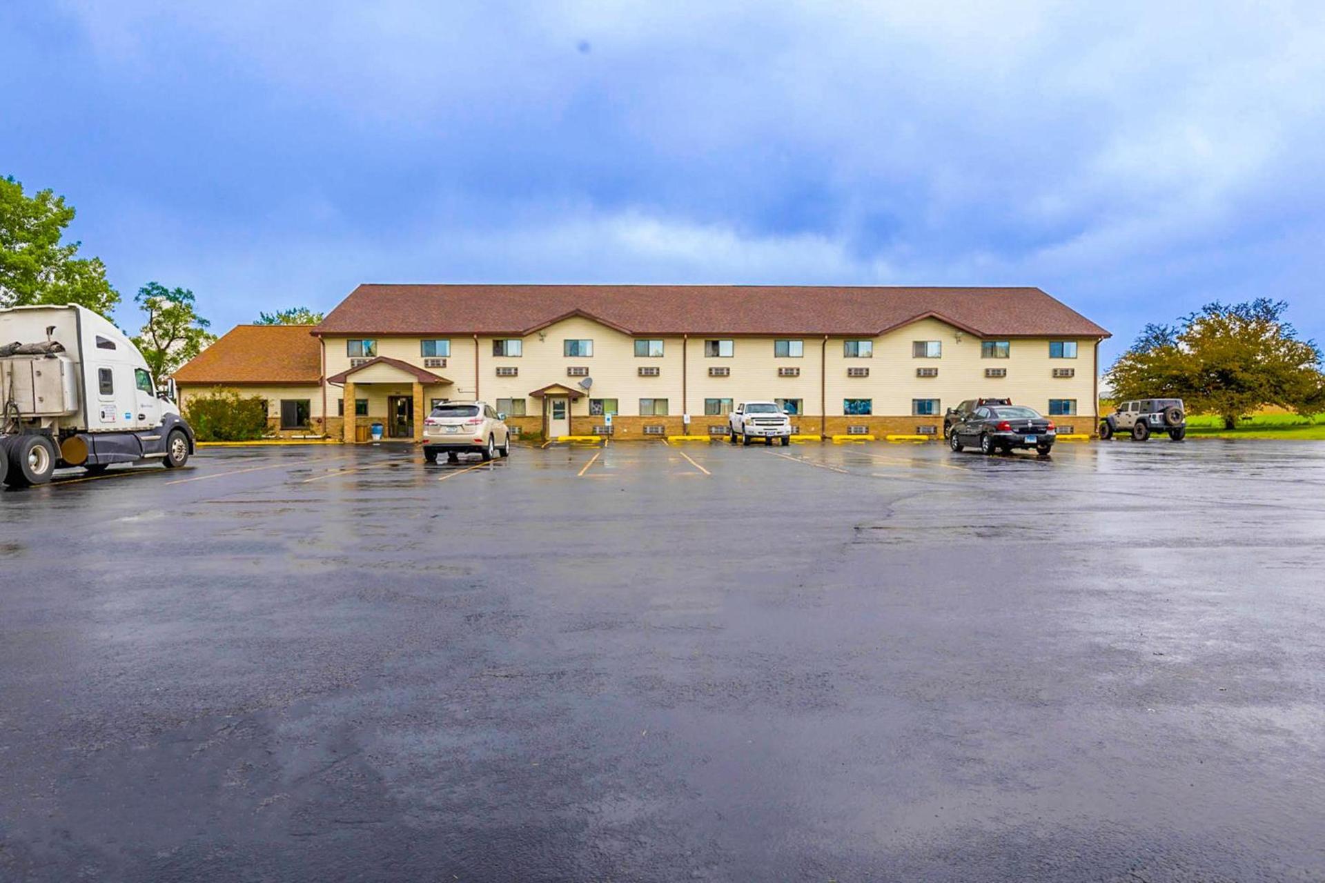 Super Rest Inn photo 5