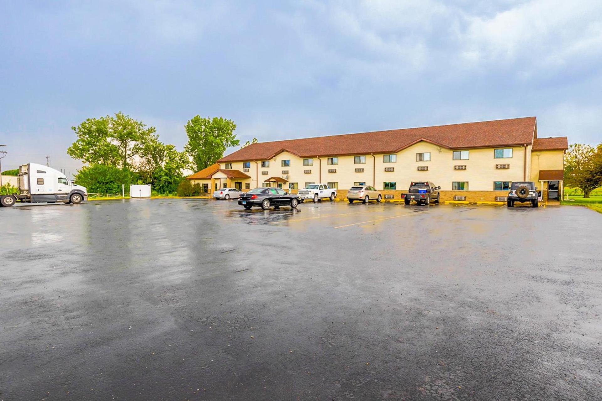 Super Rest Inn photo 8