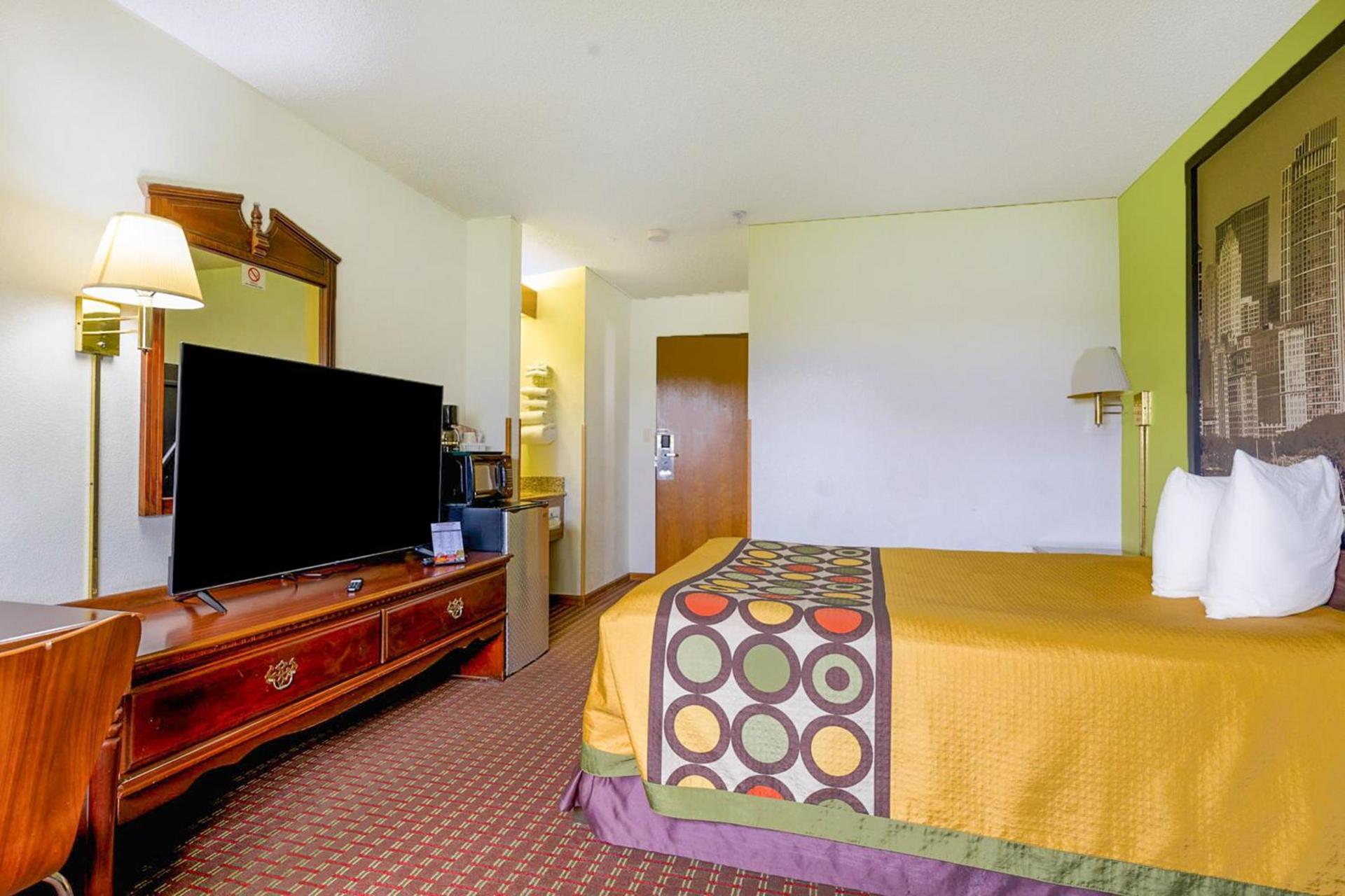 Super Rest Inn photo 3