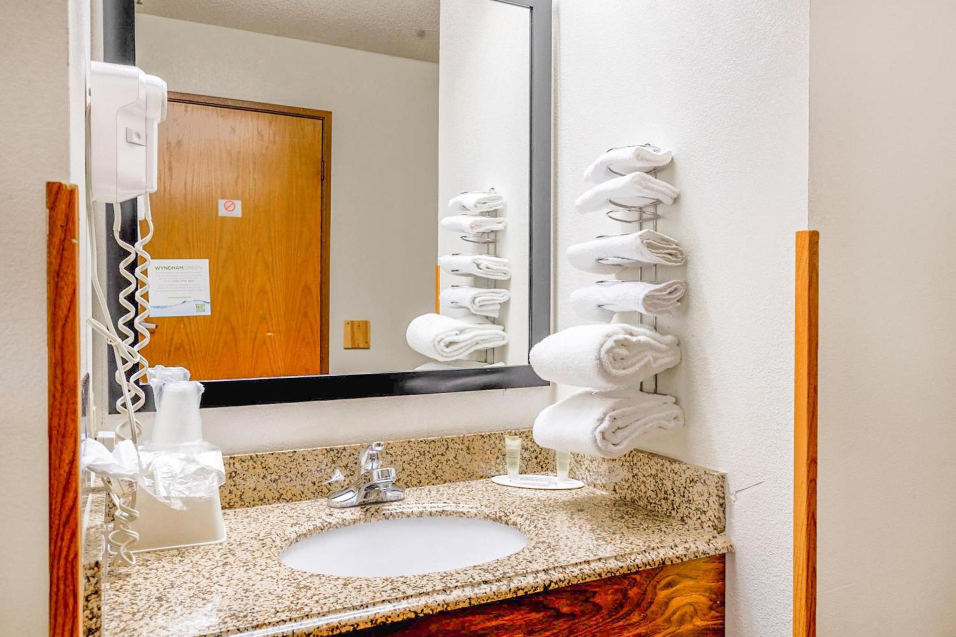 Super Rest Inn photo 44