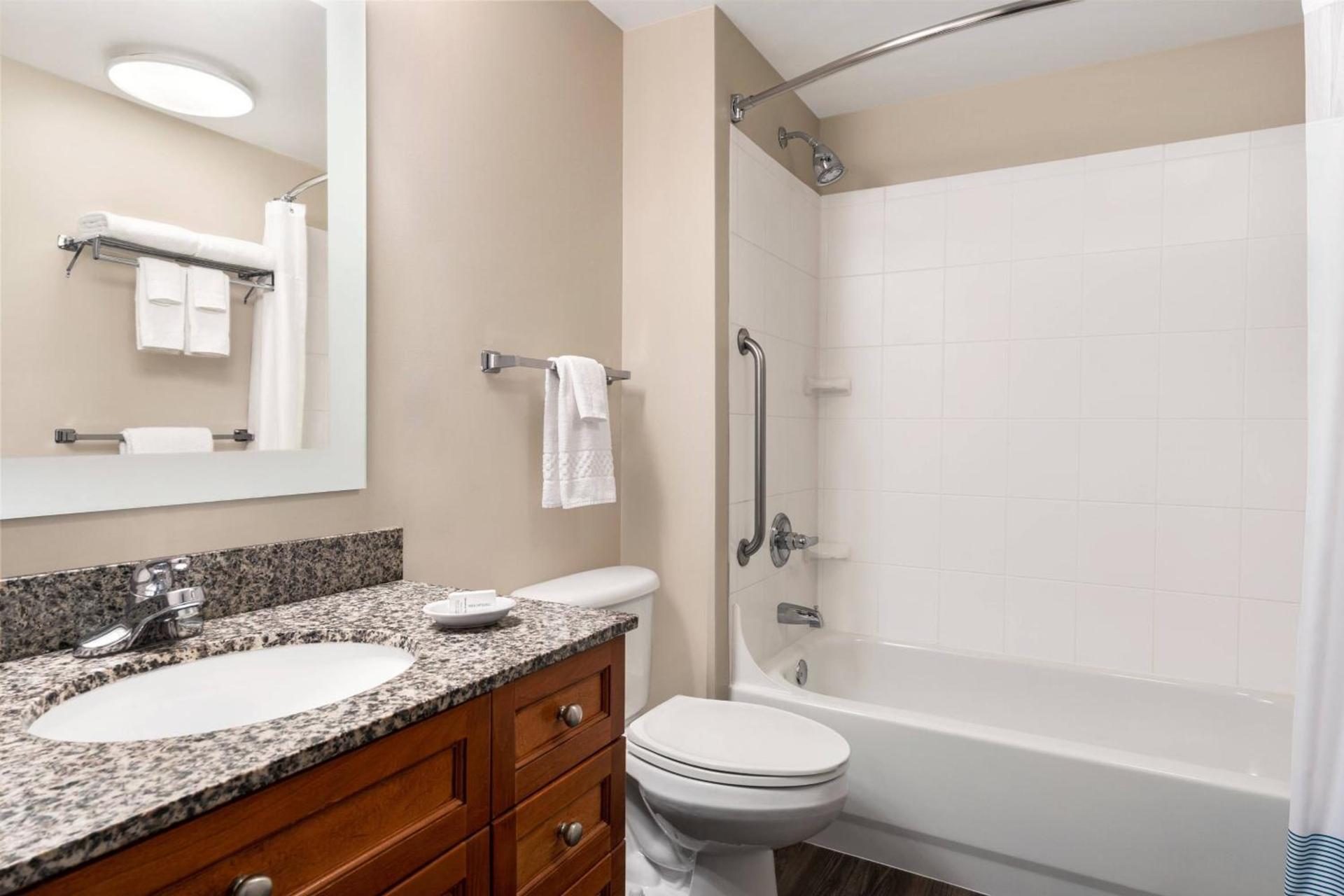 TownePlace Suites by Marriott Springfield photo 16